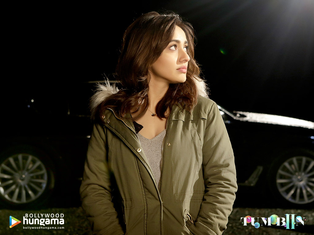 Tum Bin - Neha Sharma In Tum Bin 2 - HD Wallpaper 