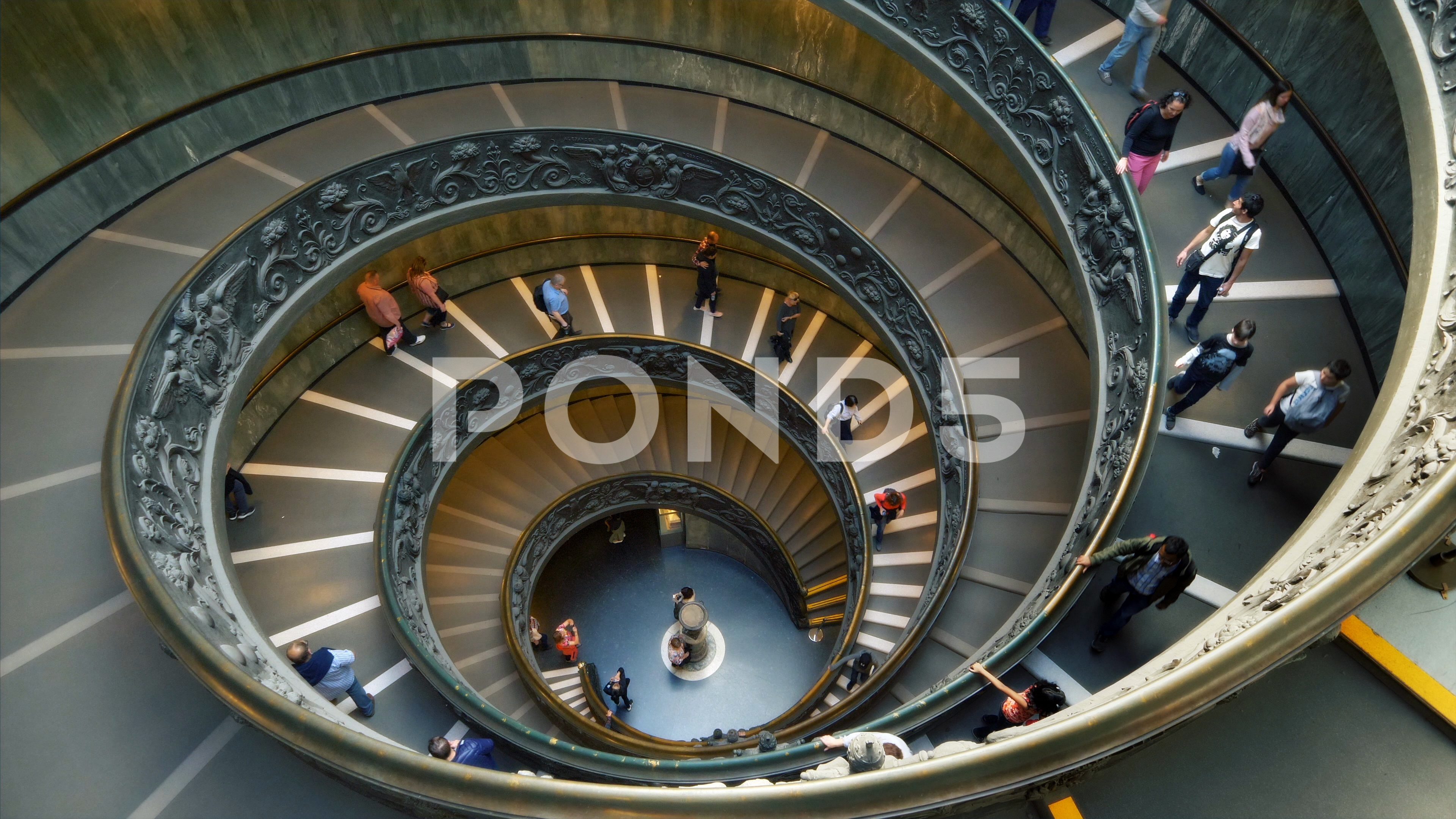 Steel Spiral Stairs Cool Images Tourists On Bramante - Vatican Museums - HD Wallpaper 