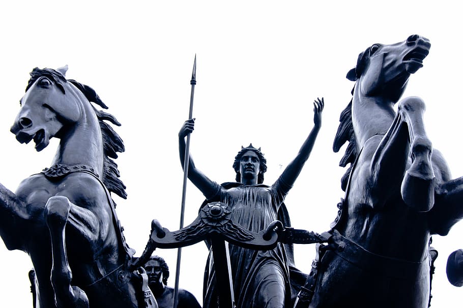 London, Monument, Horse, Run Away, Greatness, Force, - Woman Riding A Chariot - HD Wallpaper 