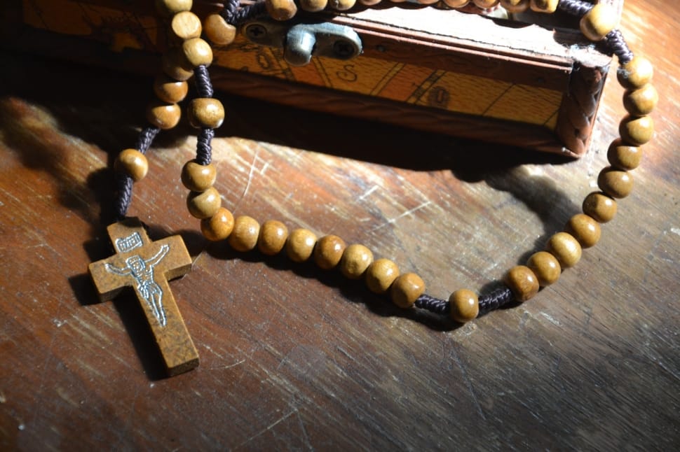 Brown Rosary Preview - Rosary Public Domain - HD Wallpaper 