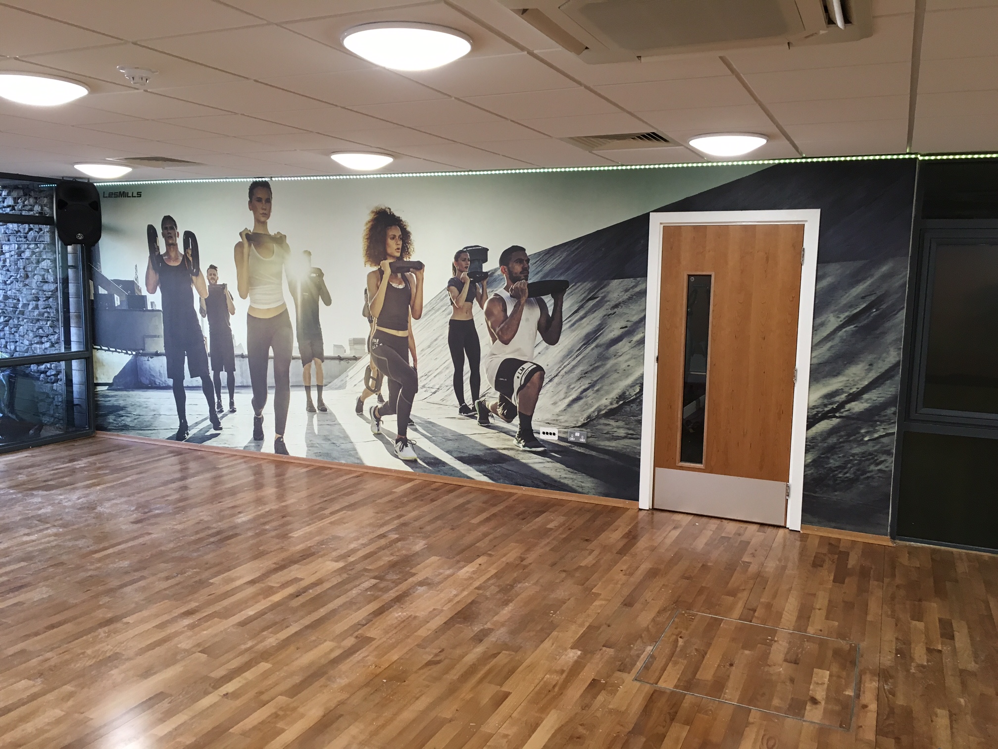 Digital Wall Covering To Gym - HD Wallpaper 