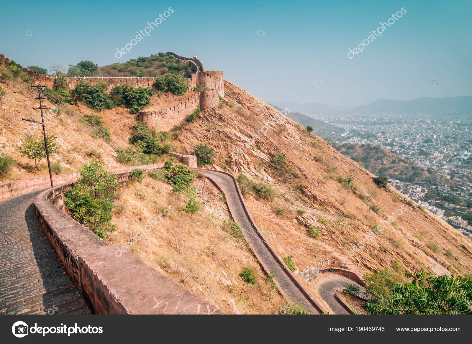Nahargarh Fort Road - HD Wallpaper 