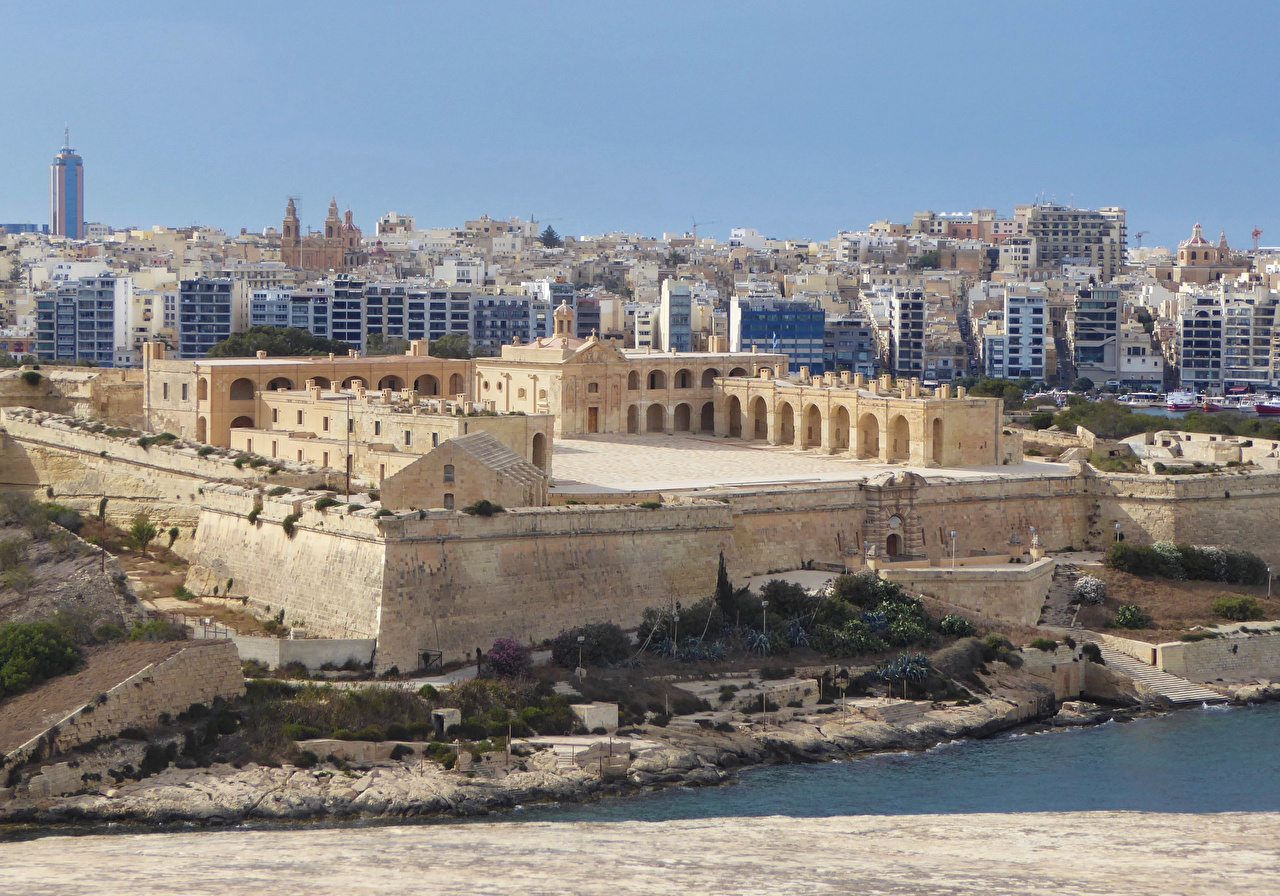 Cityscape - HD Wallpaper 