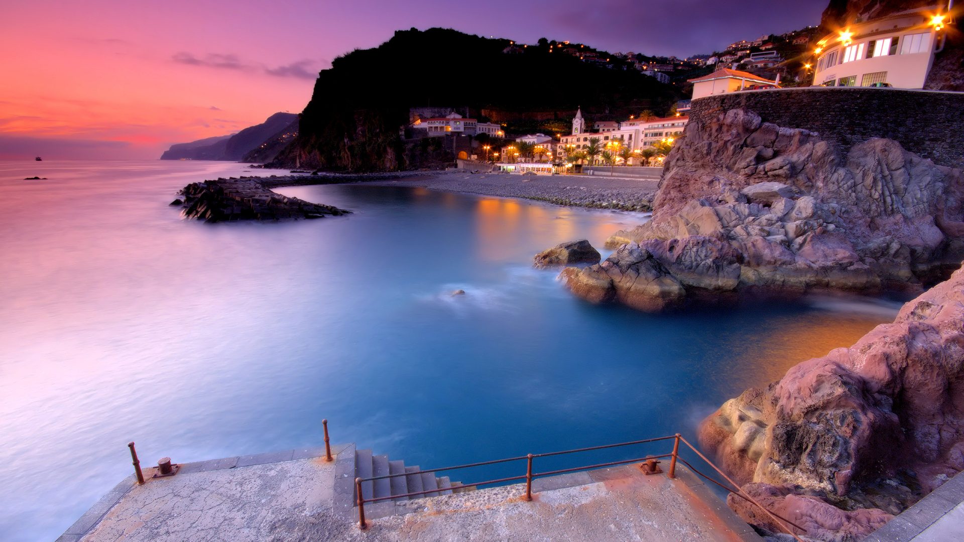 Portugal Beaches At Night - HD Wallpaper 