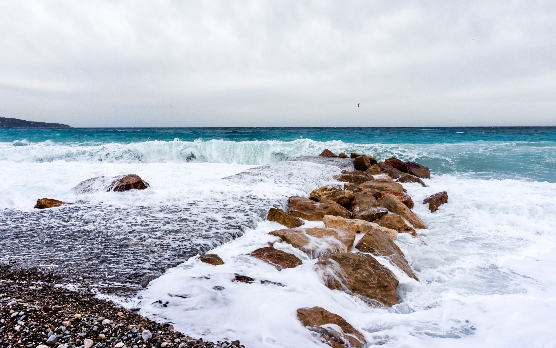 Sea And Ocean Sea Water Seashore Ocean Beach Surf Wave - Wallpaper - HD Wallpaper 