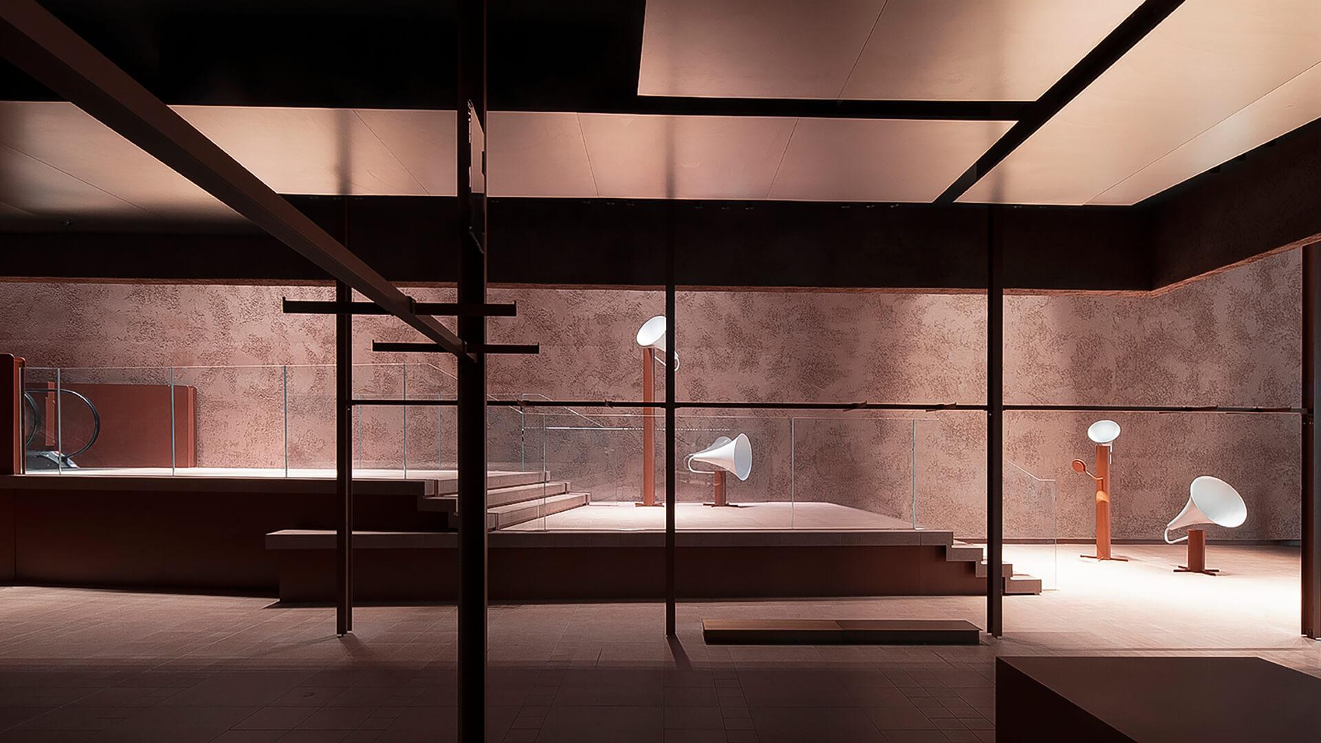 Urban Revivo Store London - HD Wallpaper 