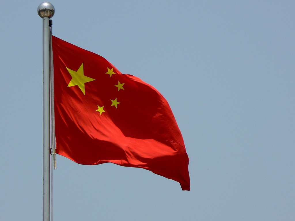Chinese Flag On Pole - HD Wallpaper 