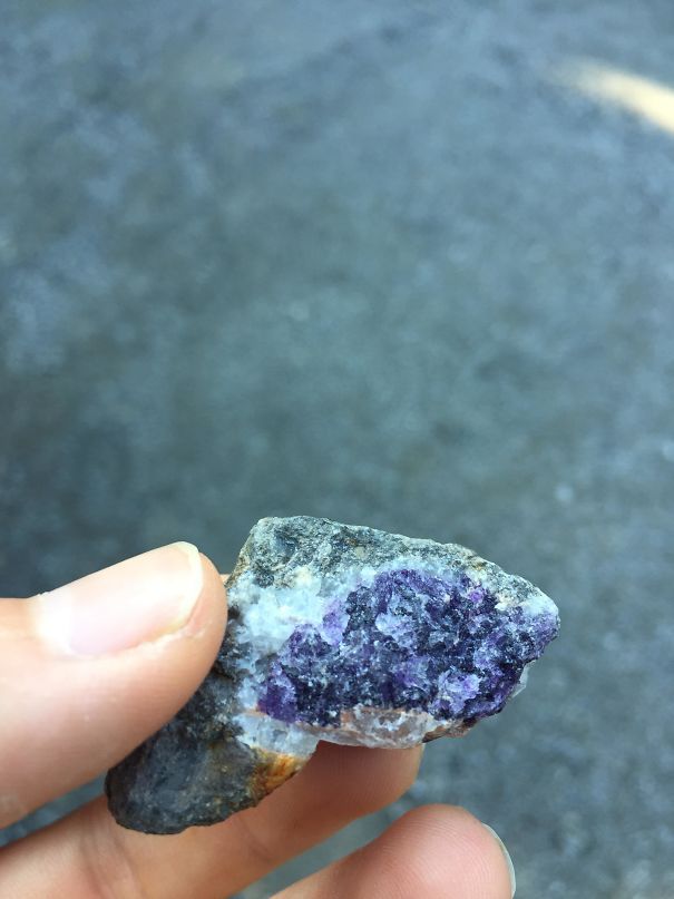 I Found Some Amethyst In A Gravel Driveway - Crystal - HD Wallpaper 