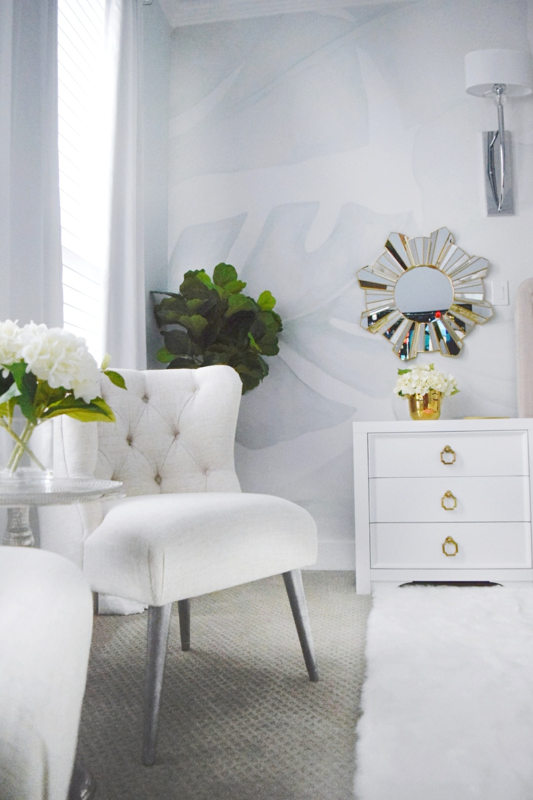 Tropical Master Bedroom Makeover Anewall Bird Paradise - Bedroom - HD Wallpaper 