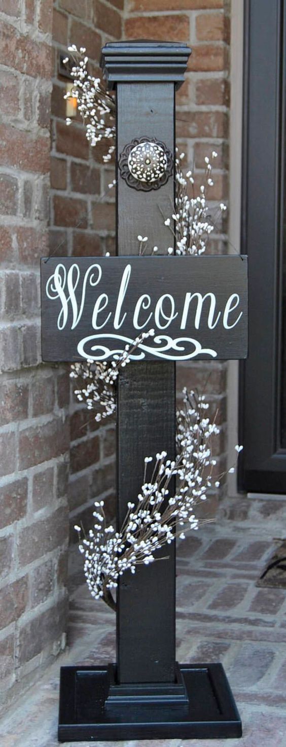 Porch Post Welcome Sign - HD Wallpaper 