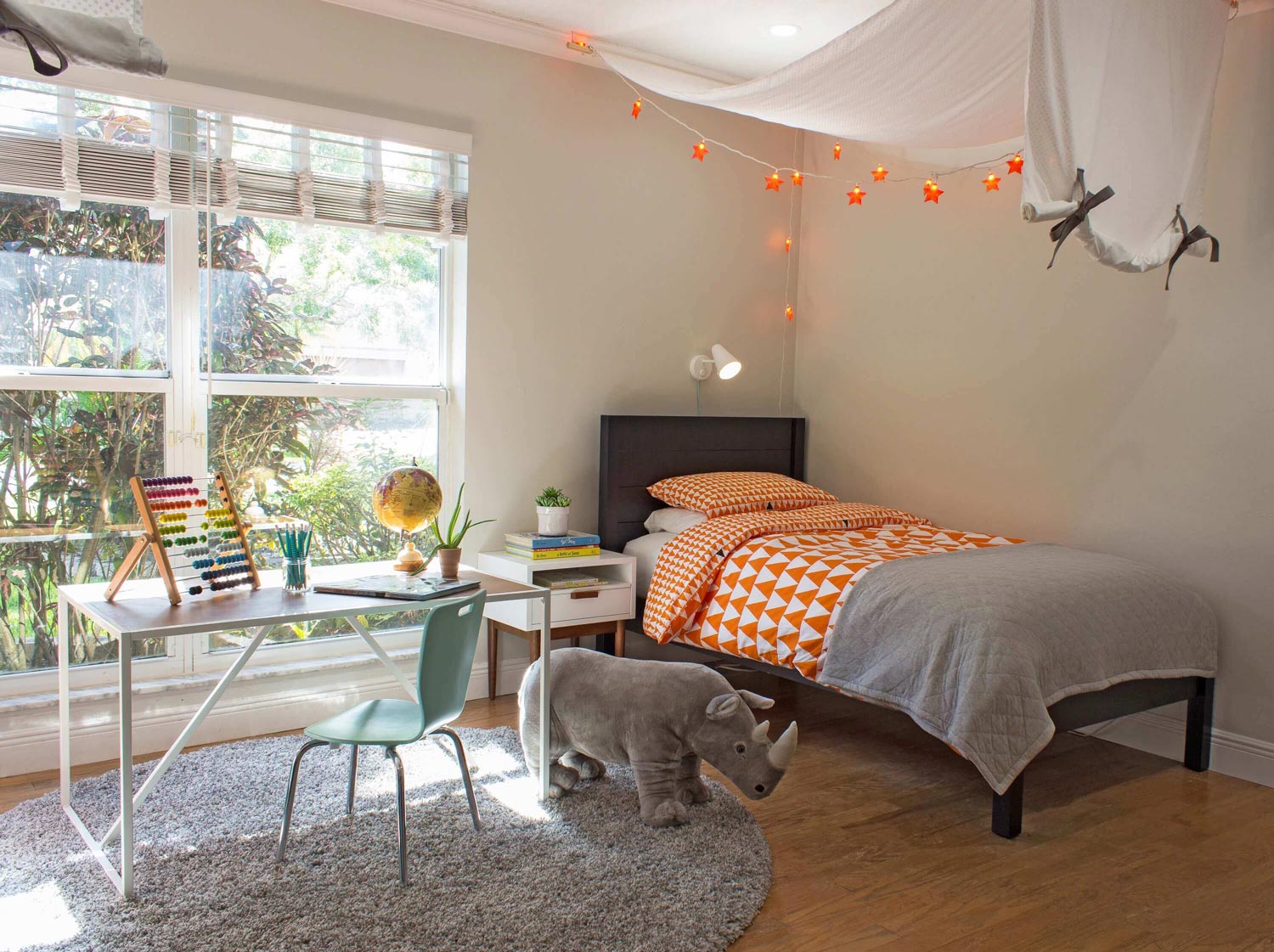 Safari Design For Boys Bedroom - Window Covering - HD Wallpaper 