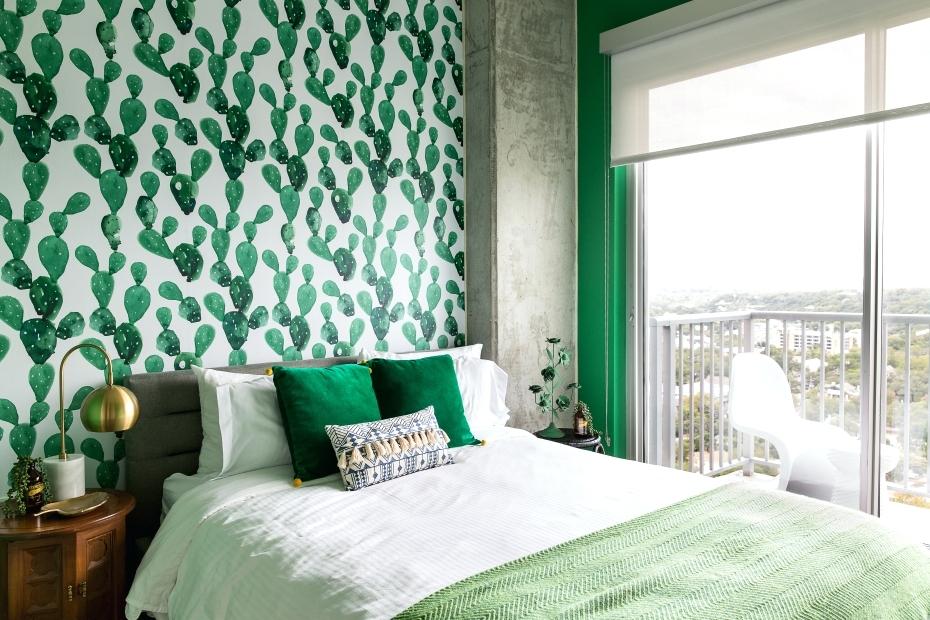 Green Bedroom Wallpaper Bedroom Cactus Wallpaper Gold - Green Bedrooms With Gold Accents - HD Wallpaper 