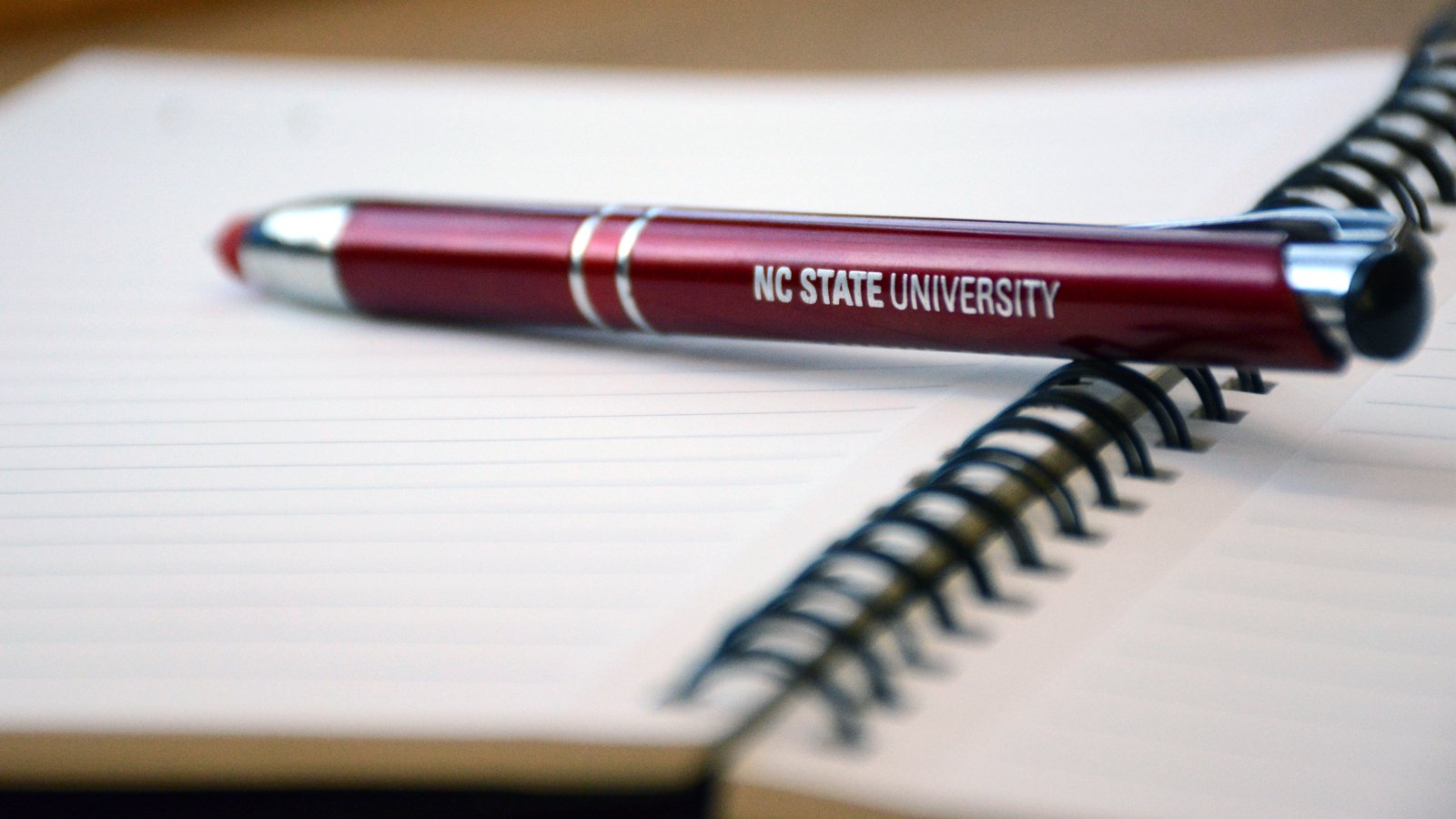 Eye Liner - HD Wallpaper 