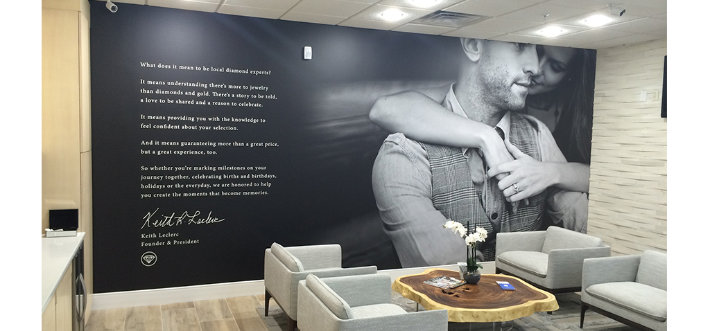 Jewelry Shop Waiting Area Custom Wallpaper - Coffee Table - HD Wallpaper 