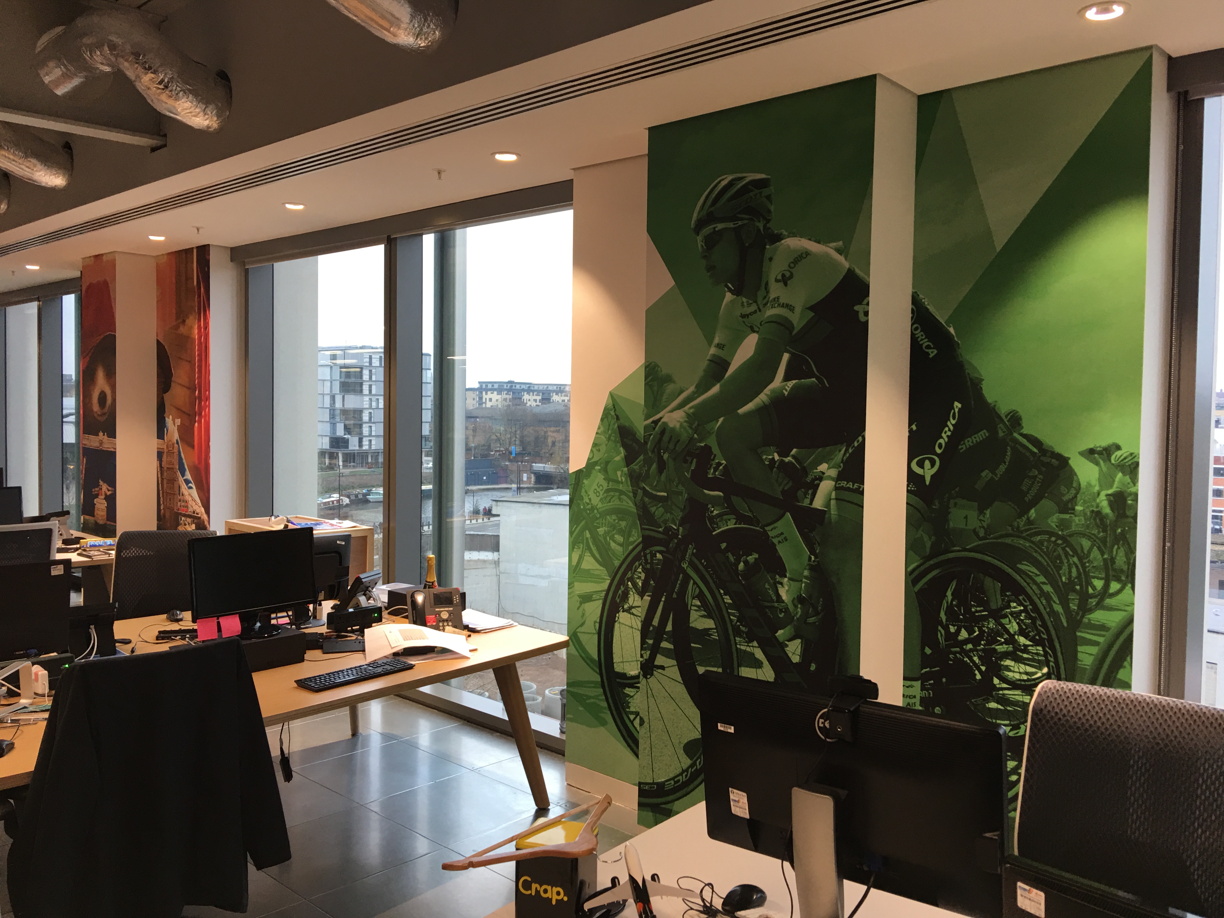 Table - HD Wallpaper 