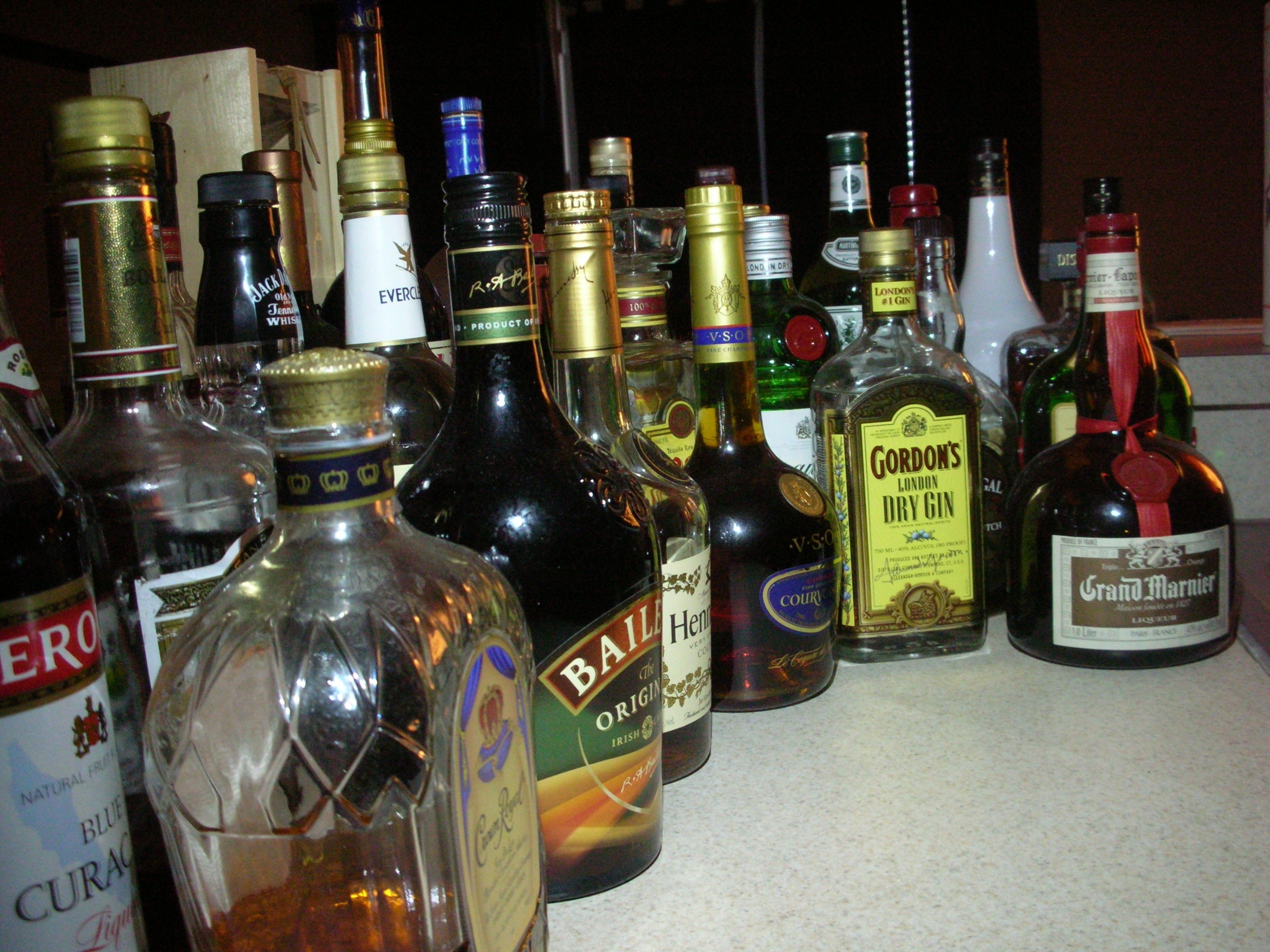 Alcohol In Trinidad And Tobago - HD Wallpaper 