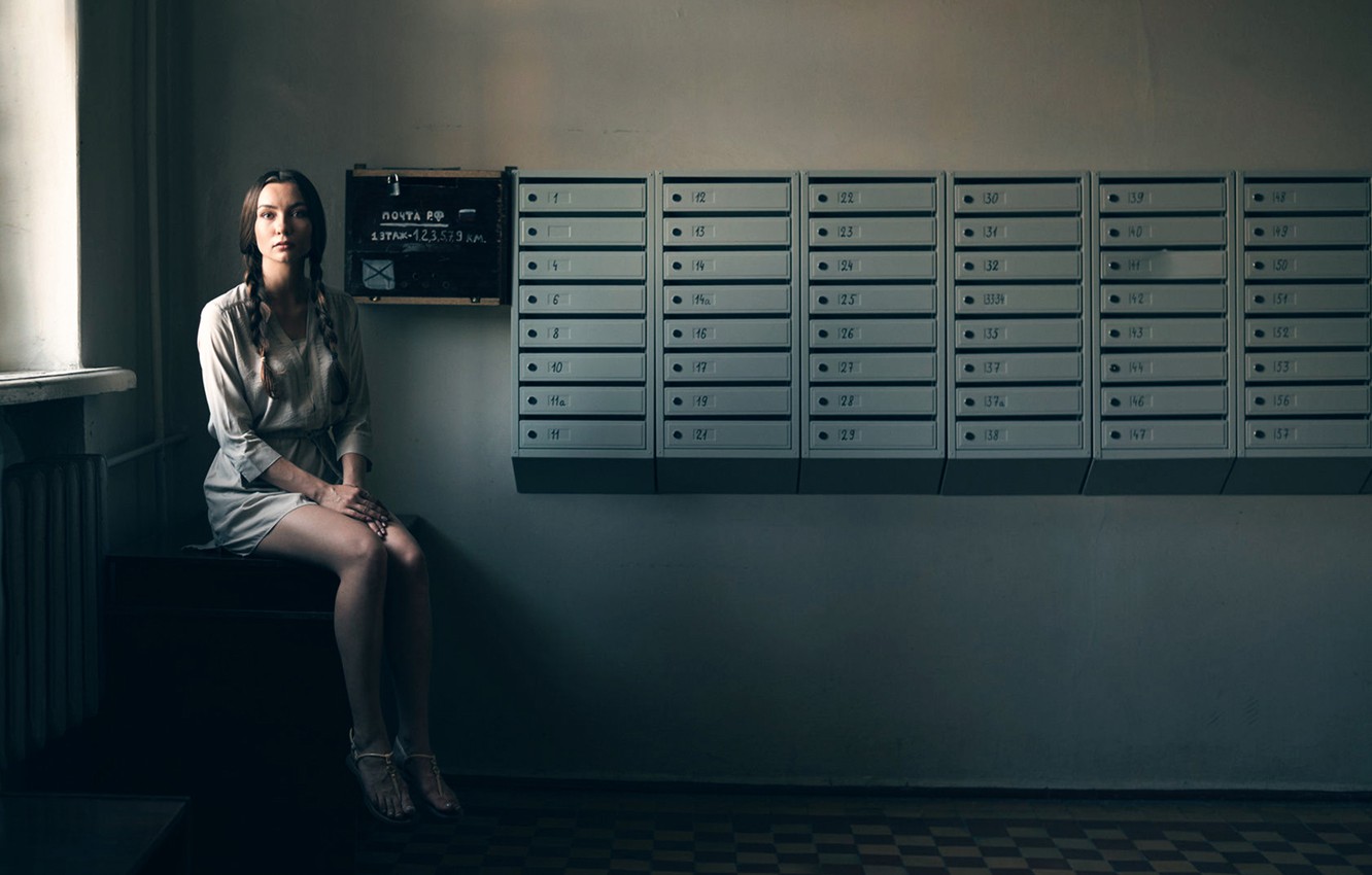 Photo Wallpaper Girl, Legs, Mailboxes, Dorm, Xenia - Sitting - HD Wallpaper 