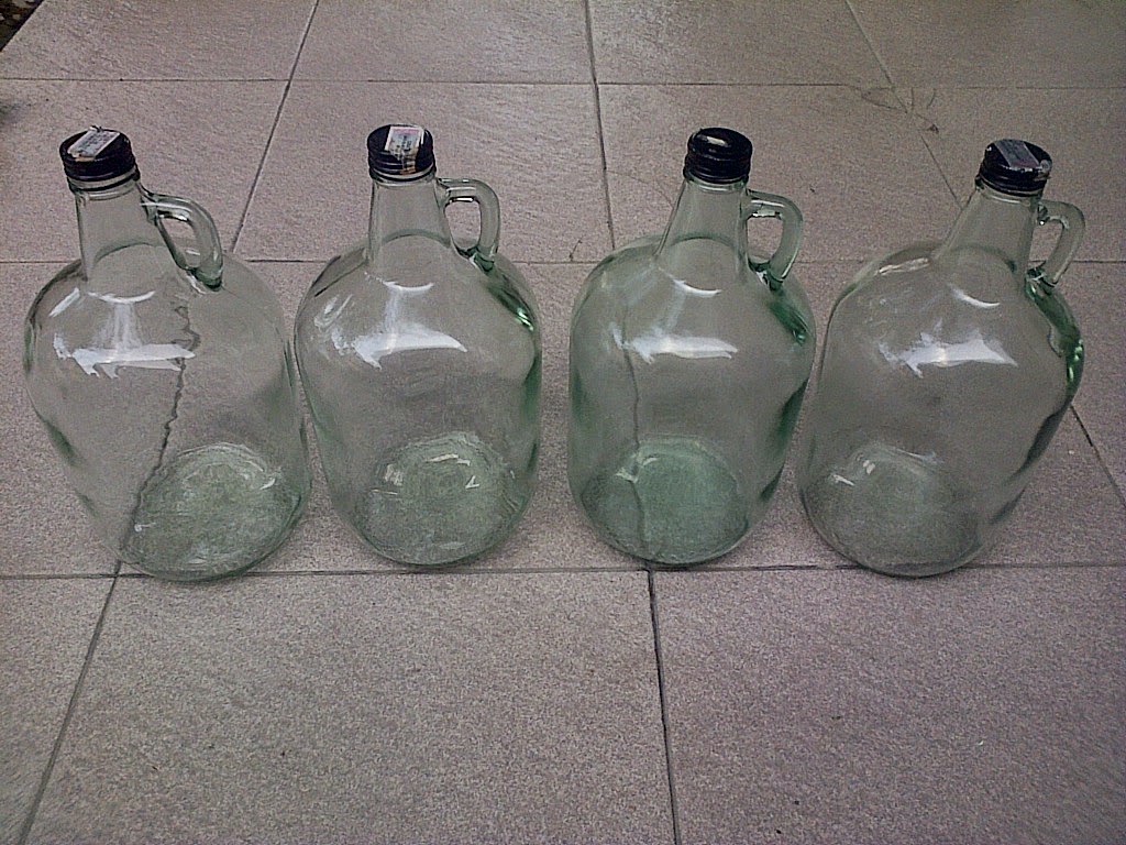 Glass Bottle - HD Wallpaper 