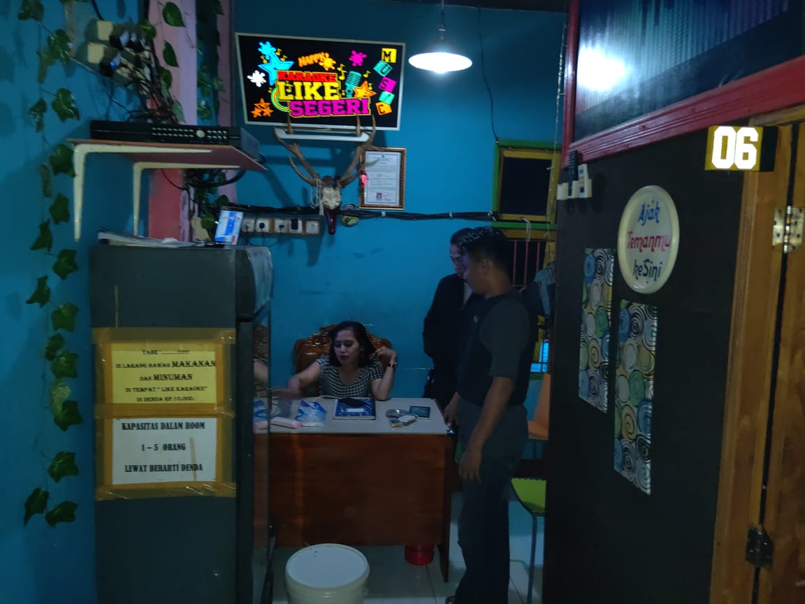 Electronic Signage - HD Wallpaper 