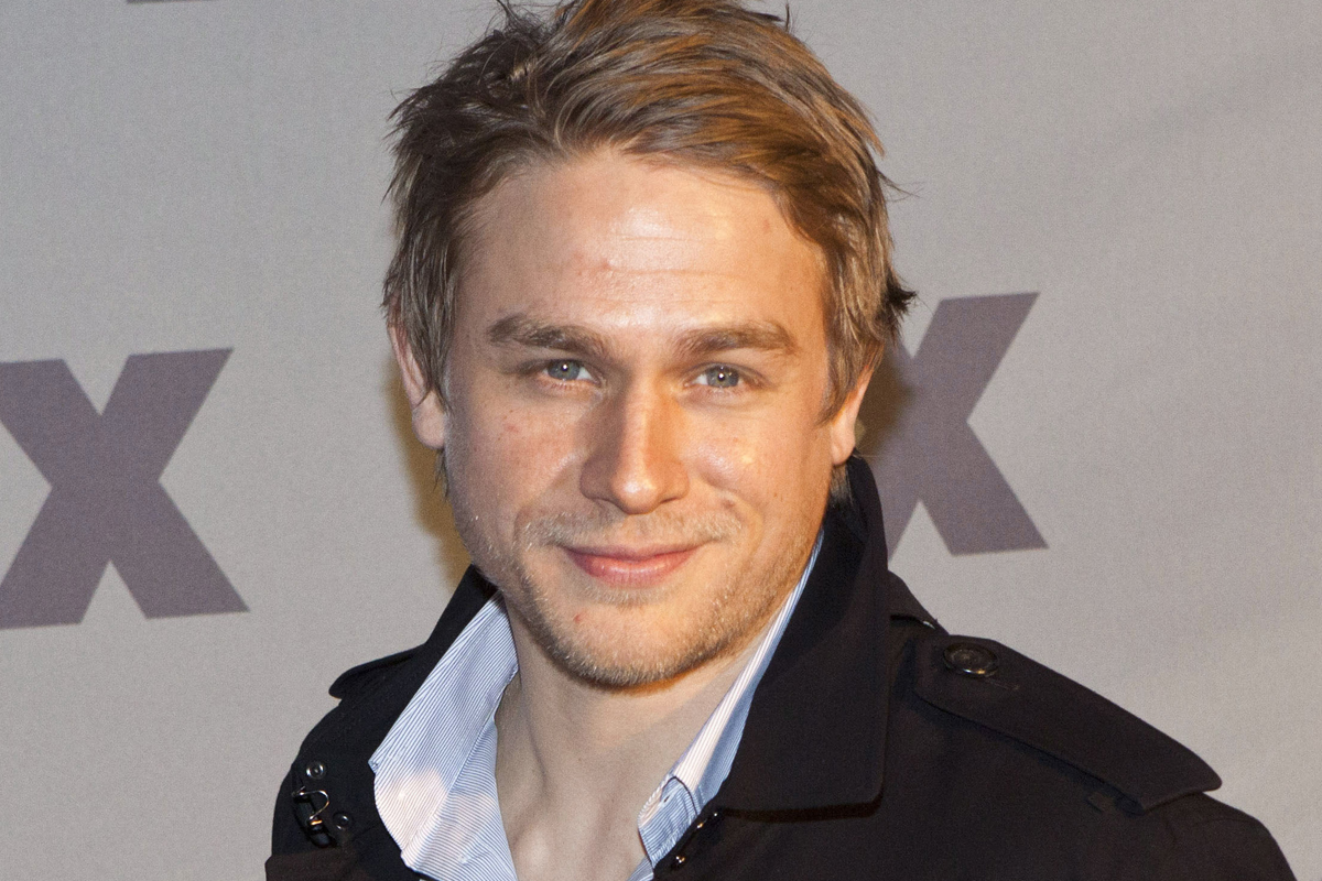 50 Shades Of Grey Movie Release Date, Cast Rumors - Charlie Hunnam - HD Wallpaper 