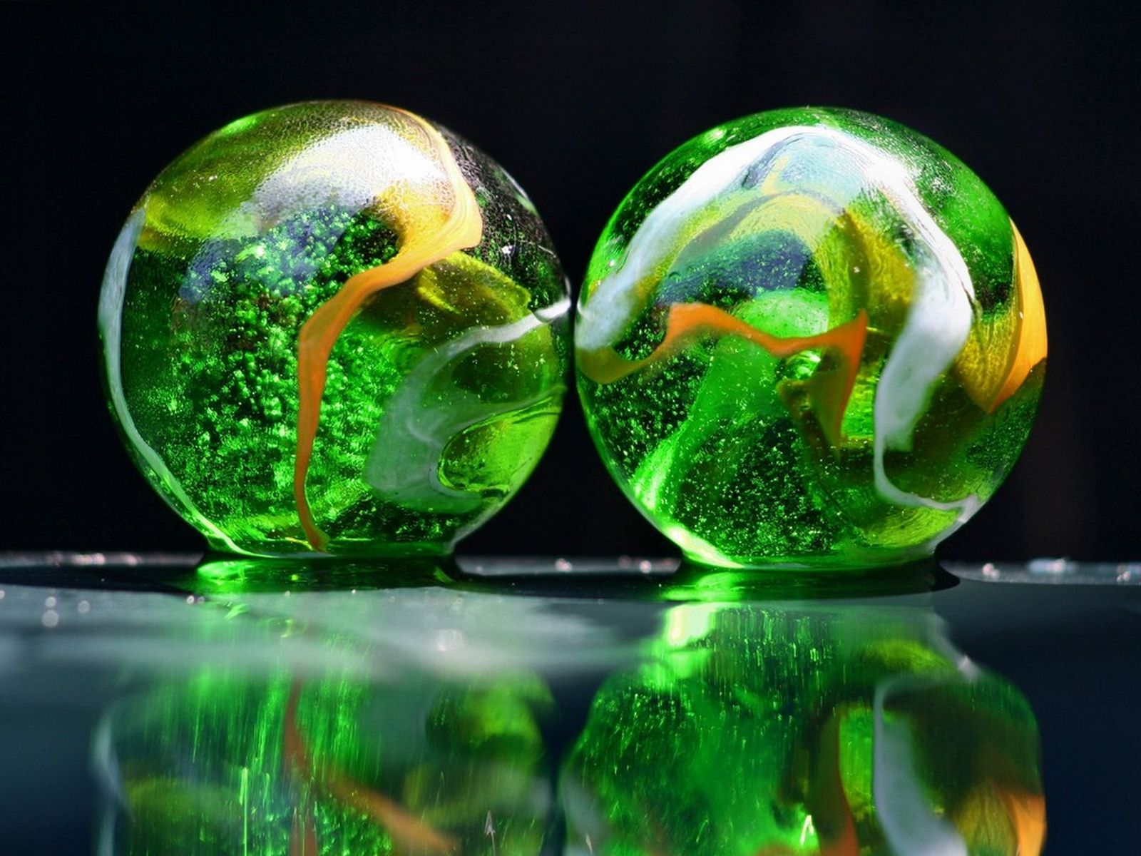 3d Green Glass Wallpaper,3d Wallpaper,abstract Wallpaper,glass - Eye Catching Whatsapp Dp - 970x727 Wallpaper 3d Green Glass Wallpaper,3d Wallpaper,abstract Wallpaper,glass - Eye Catching Whatsapp Dp - 970x727 Wallpaper