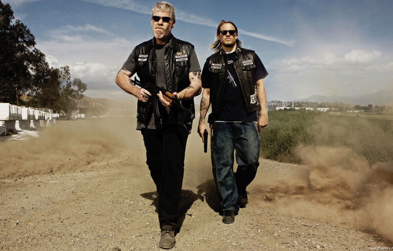 Photo Wallpaper Look, Actors, The Series, Charlie Hunnam, - Jax Teller And Clay Morrow - HD Wallpaper 