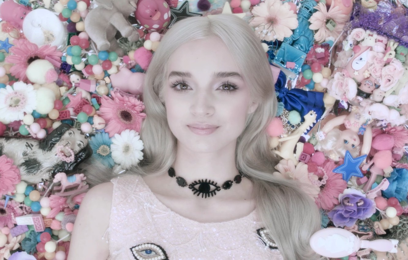 Photo Wallpaper Blonde, Illuminati, Friday, I M Poppy, - Outfit Youtube Poppy - HD Wallpaper 