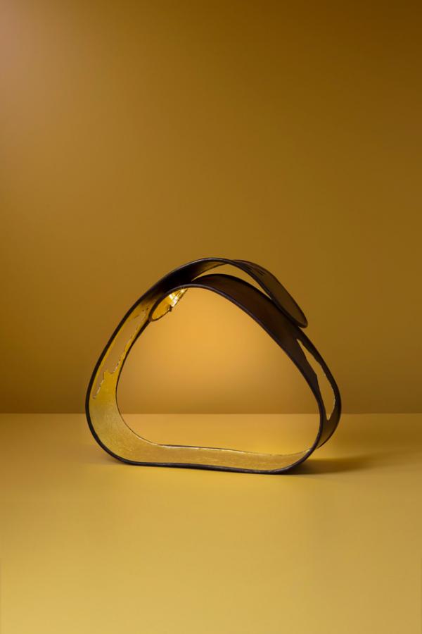 ‘desert Shore’ Lamp By Alighieri And Porta Romana - Still Life Photography - HD Wallpaper 