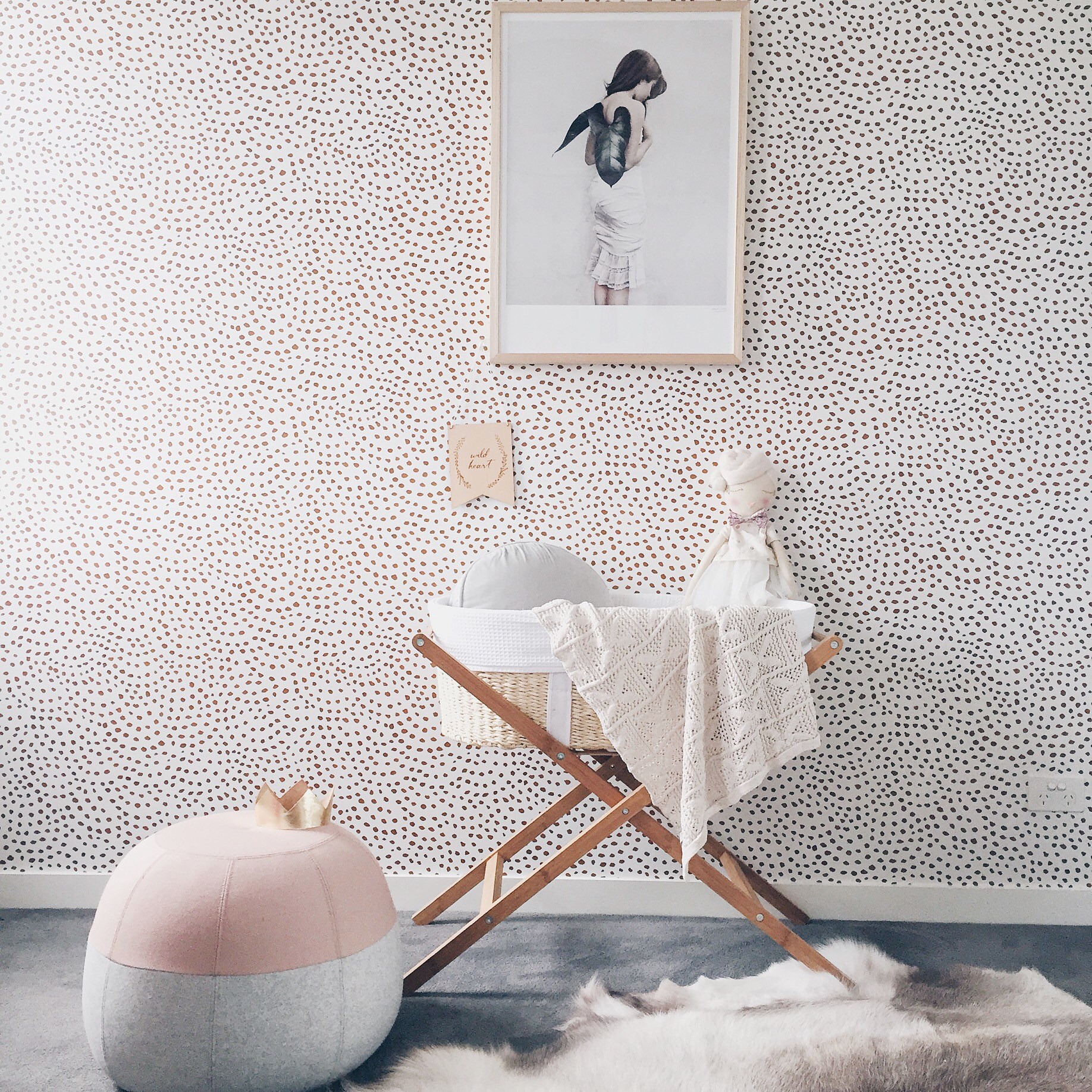 Processed With Vscocam With Hb1 Preset - Scallop Dots Wallpaper Uk - HD Wallpaper 