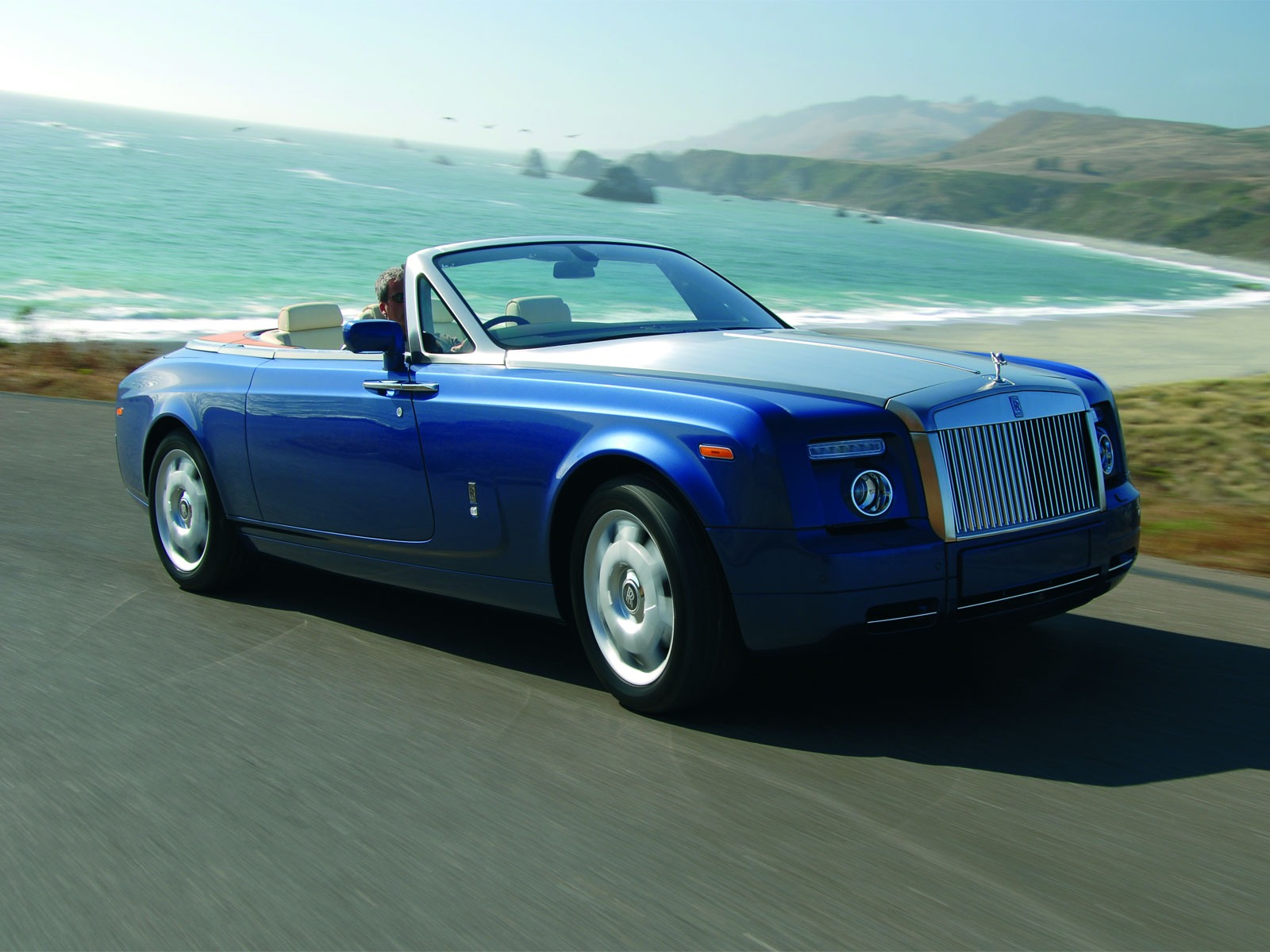 Rolls Royce Phantom Drophead Uk - HD Wallpaper 