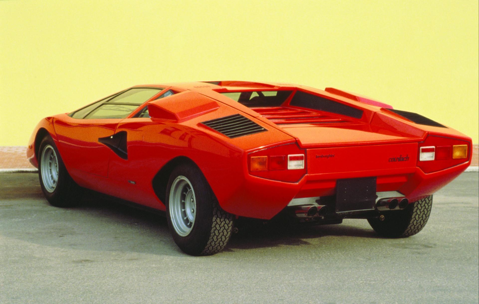 1973 Lamborghini Countach Wallpapers - Yuvraj Singh Lamborghini Murcielago - HD Wallpaper 