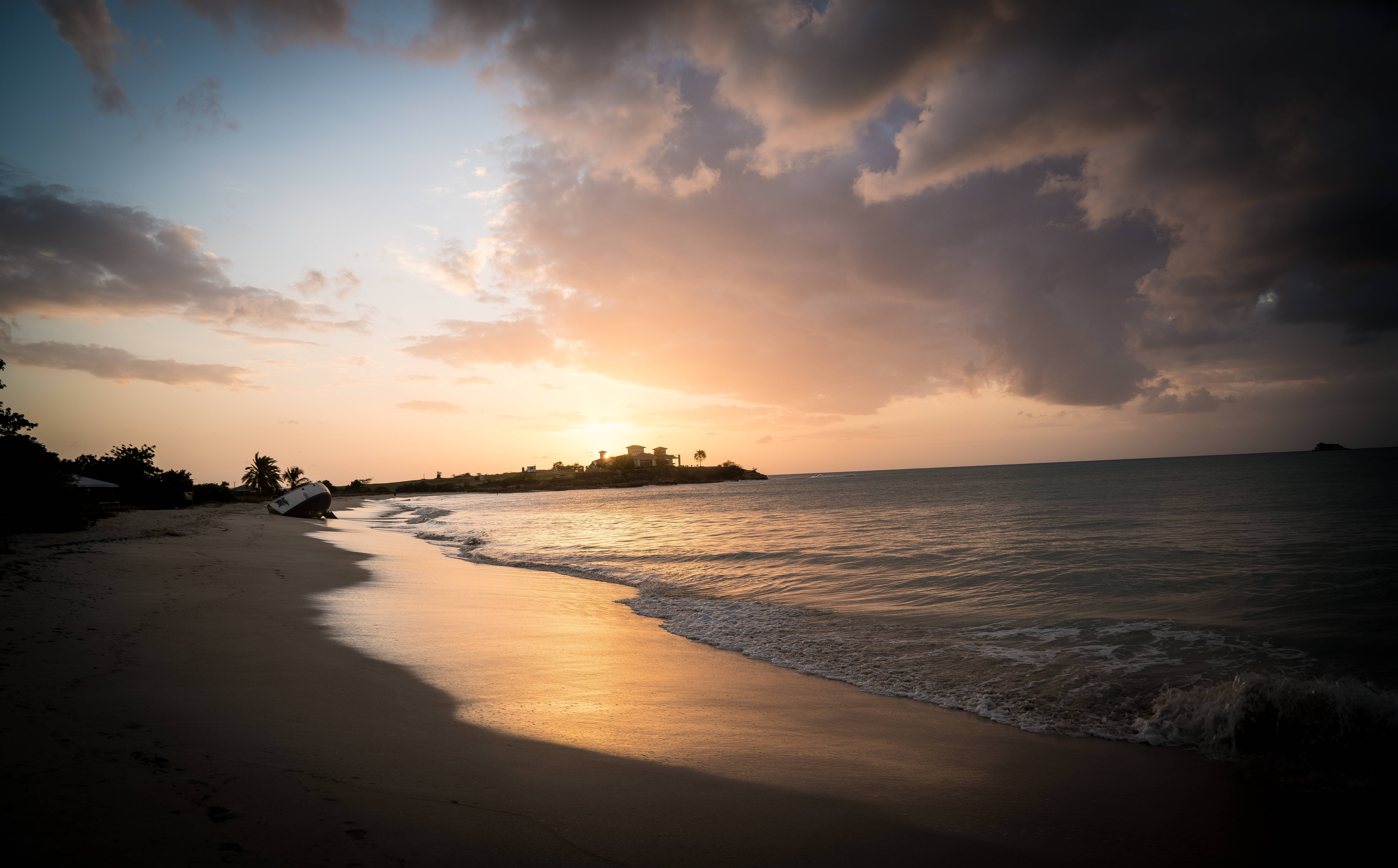 Untamed Sunset In The Caribbean Wallpaper - Beach Ridge - HD Wallpaper 