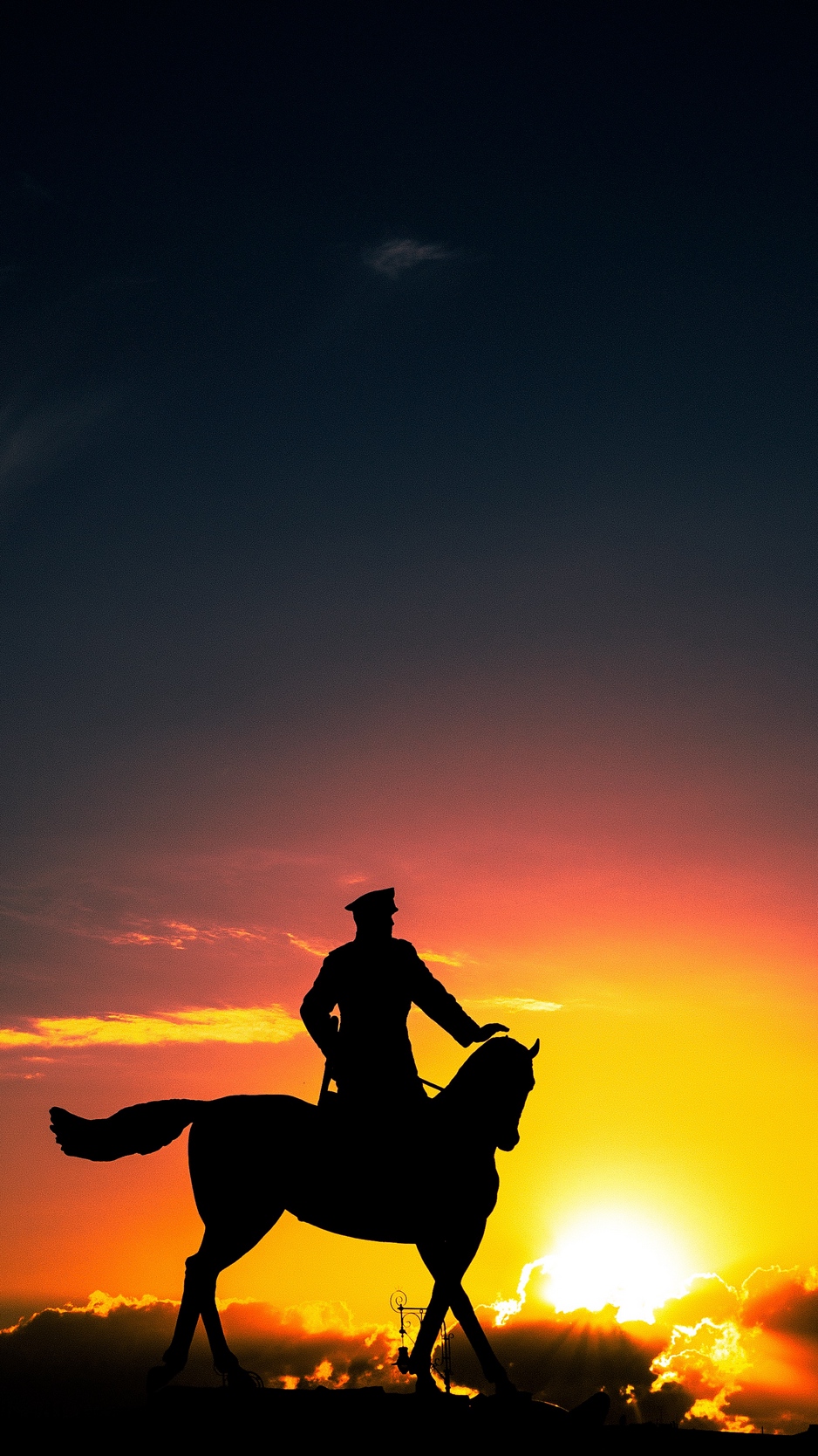 Wallpaper Sculpture, Silhouette, Sunset, Rider, Horse, - Western Cowboy Wallpaper Iphone - HD Wallpaper 