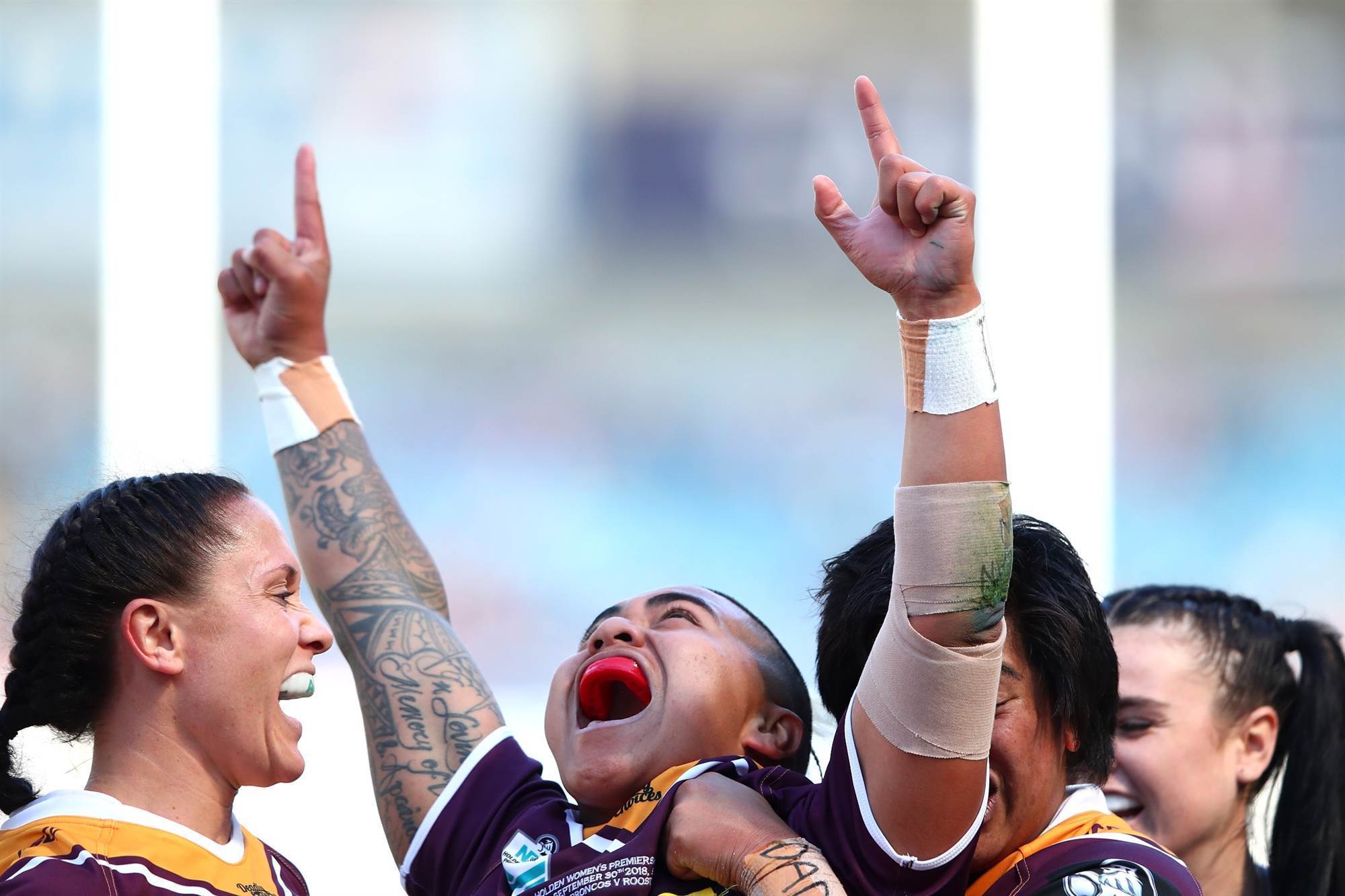 Cheering - HD Wallpaper 