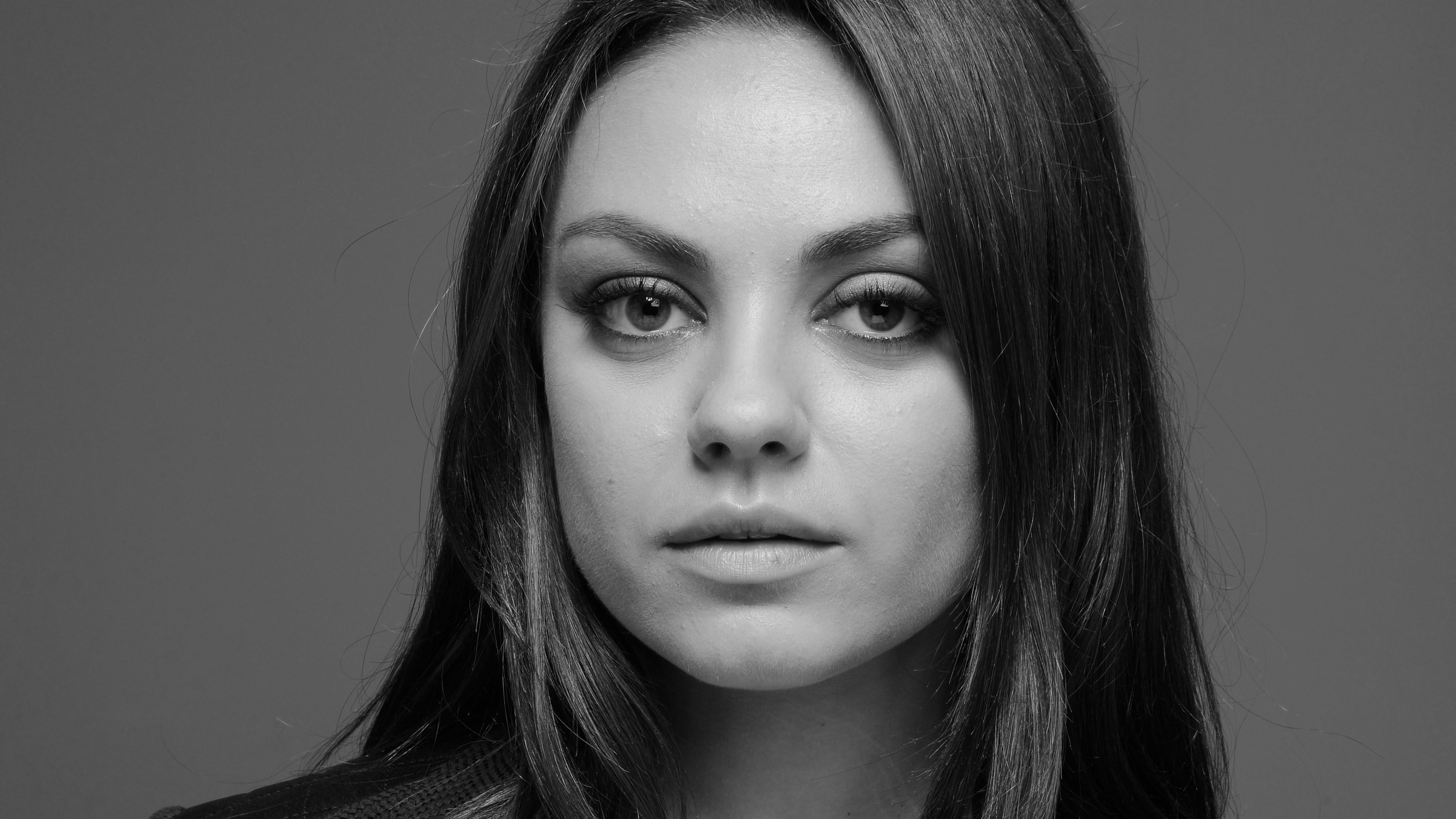 Mila Kunis Monochrome 4k - Mila Kunis - HD Wallpaper 