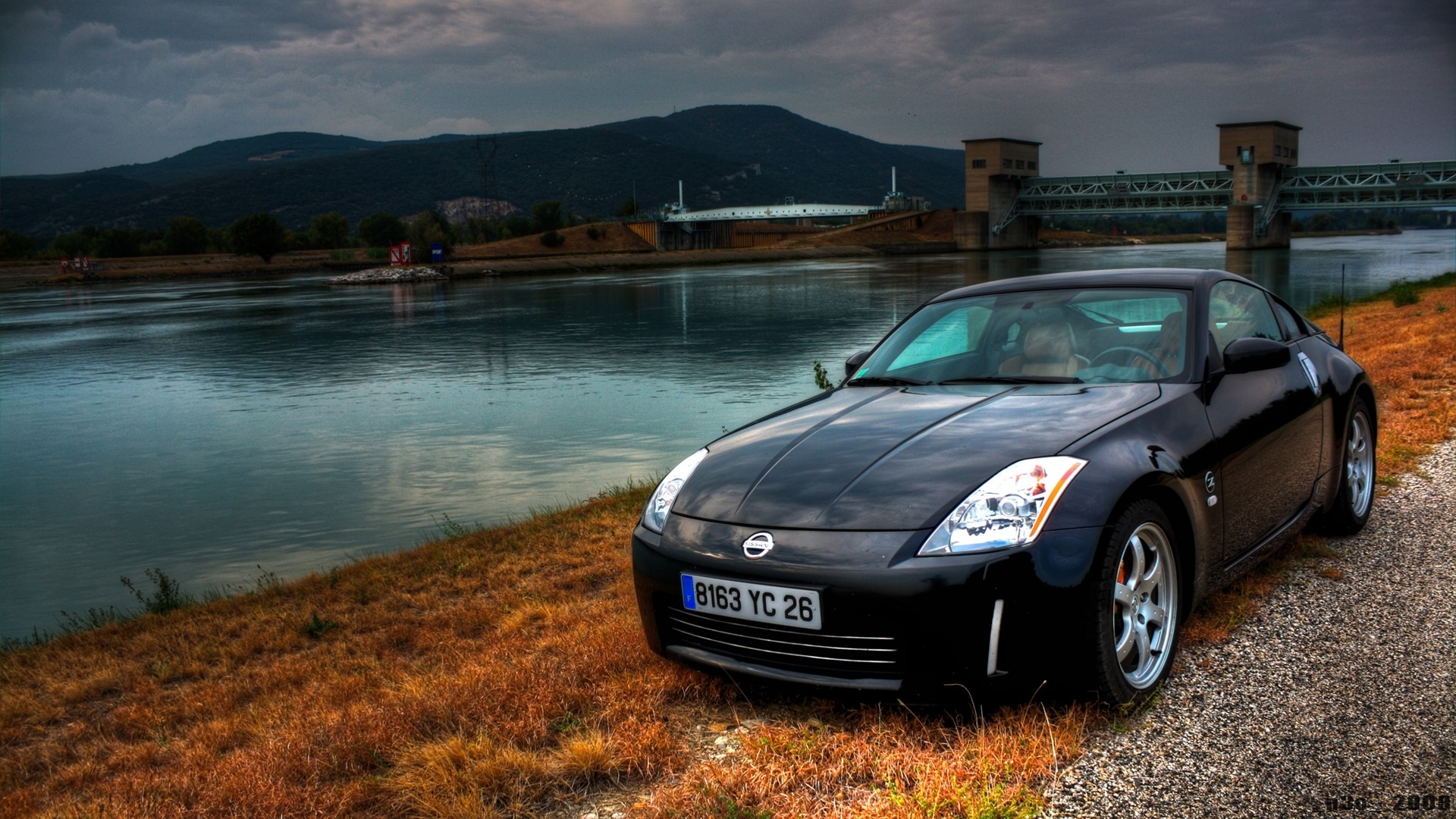 Cars Grass Parking Lakes Hdr Photography Blurred Nissan - Fondo De Pantalla 4k Para Pc Nissan 350z - HD Wallpaper 