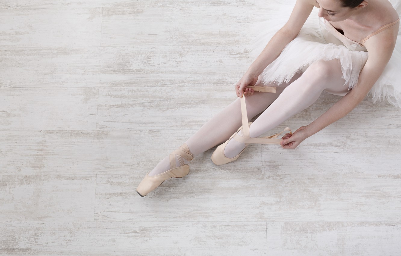 Photo Wallpaper Legs, Dancer, Ballet - Dynamic Rugs Quartz 110 - HD Wallpaper 