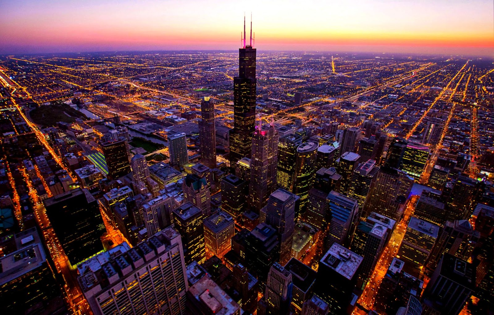Chicago Sunset Wallpaper Amazing Wallpaper Hd Library - Helicopter Over Chicago View - HD Wallpaper 