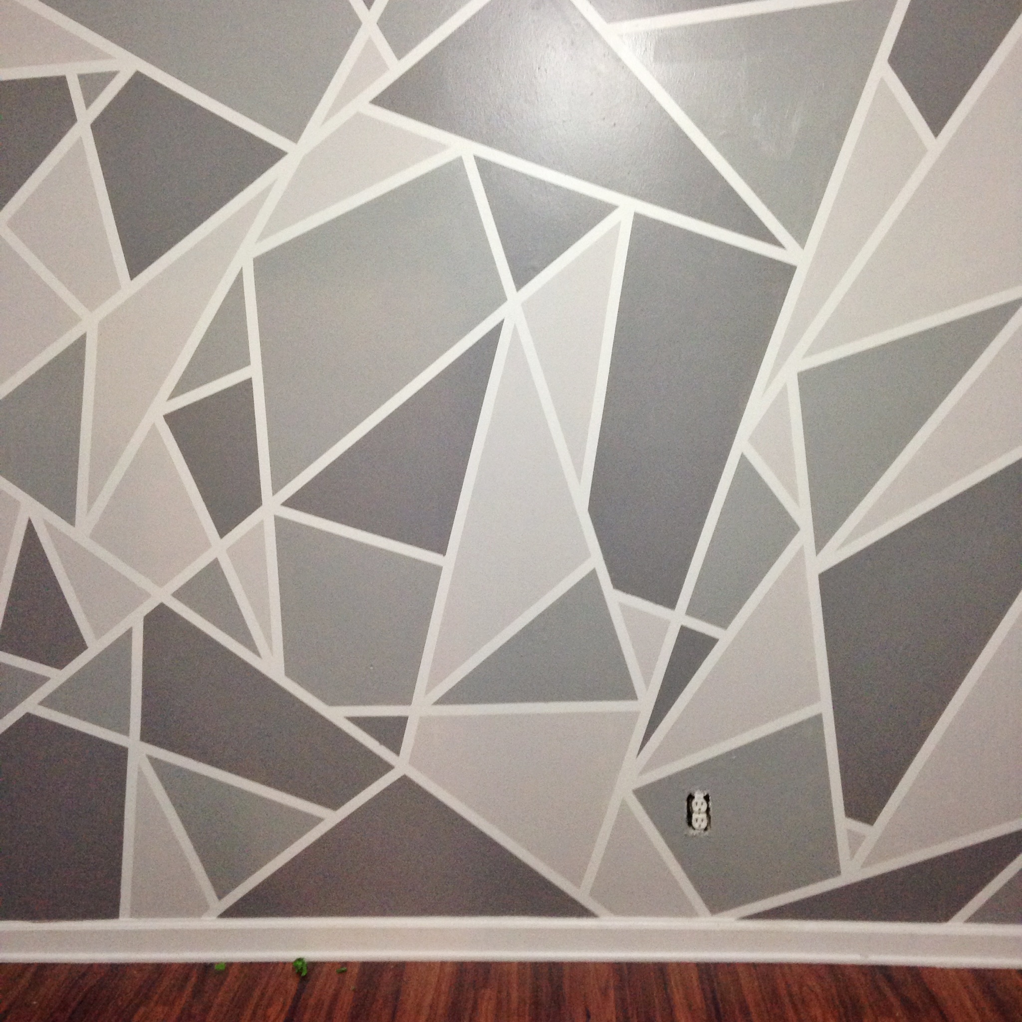 Faux Wallpaper Diys - Frog Tape Grey And White - HD Wallpaper 