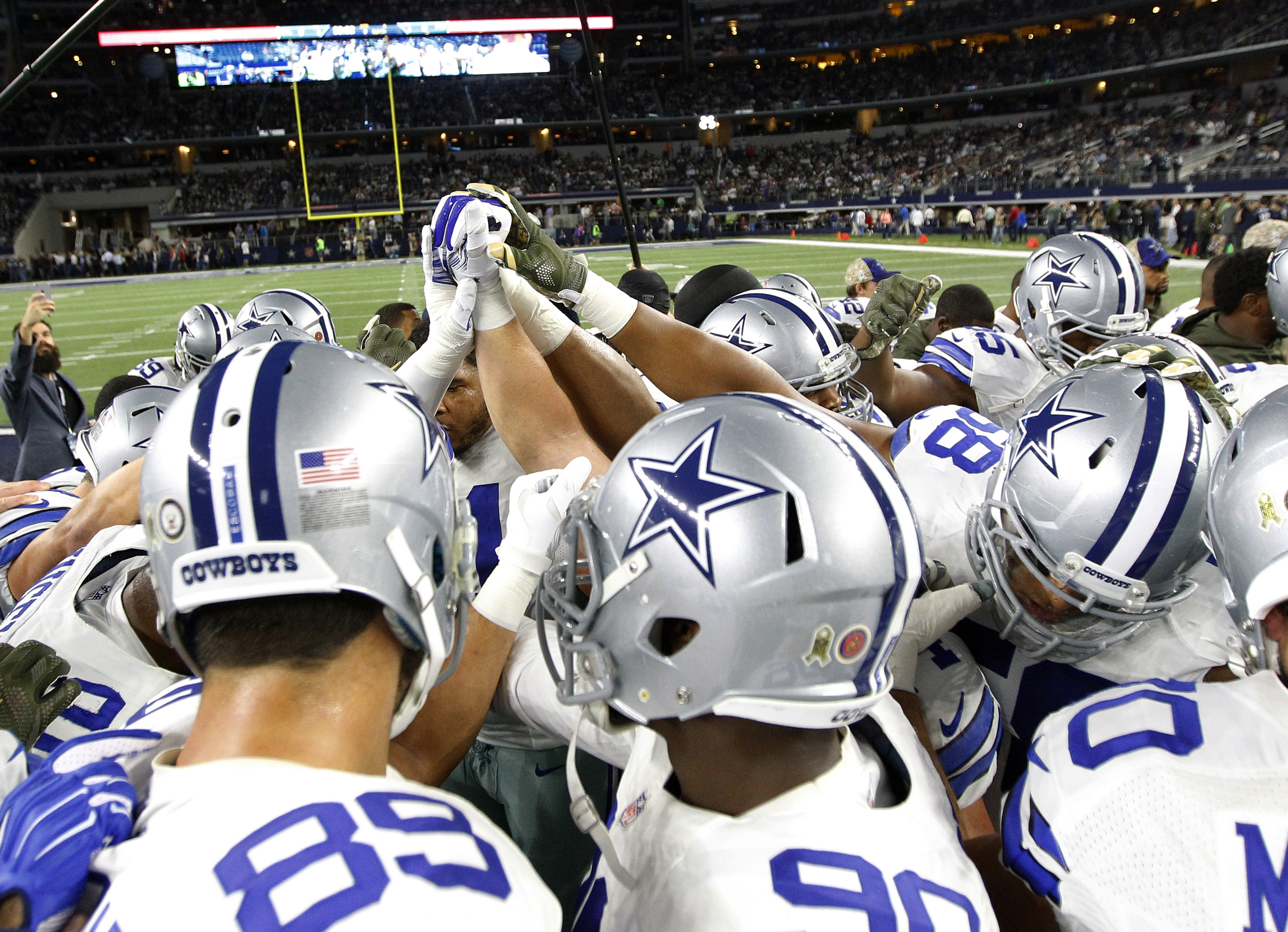 Dallas Cowboys Players Background - HD Wallpaper 