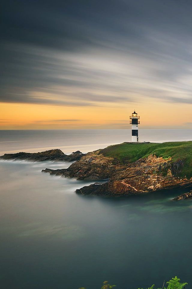 Lighthouse Wallpaper Iphone - HD Wallpaper 