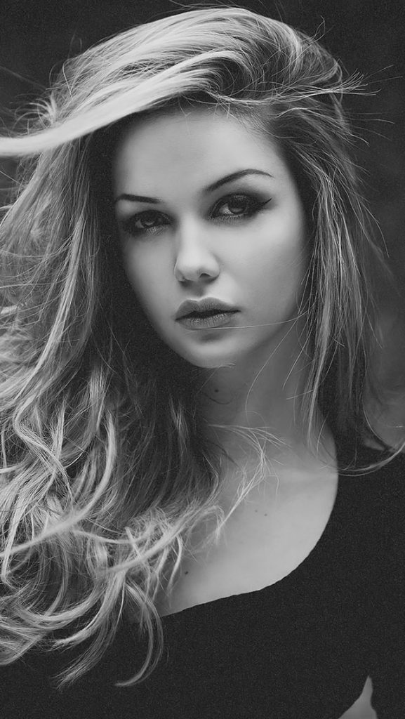 Girls Hair In Wind - HD Wallpaper 