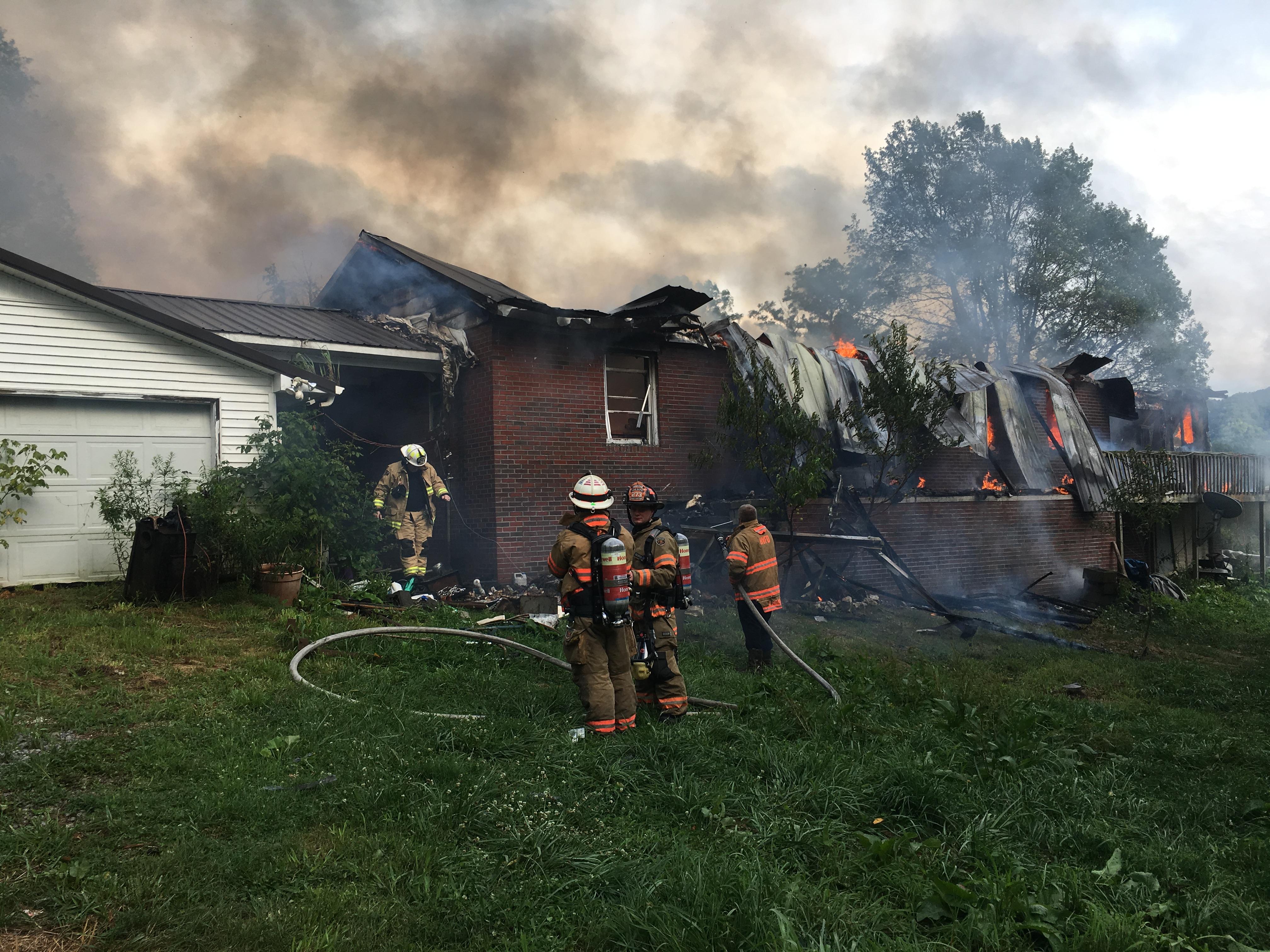 Firefighter Live Wallpaper Weather Honaker Va 4032x3024 Wallpaper