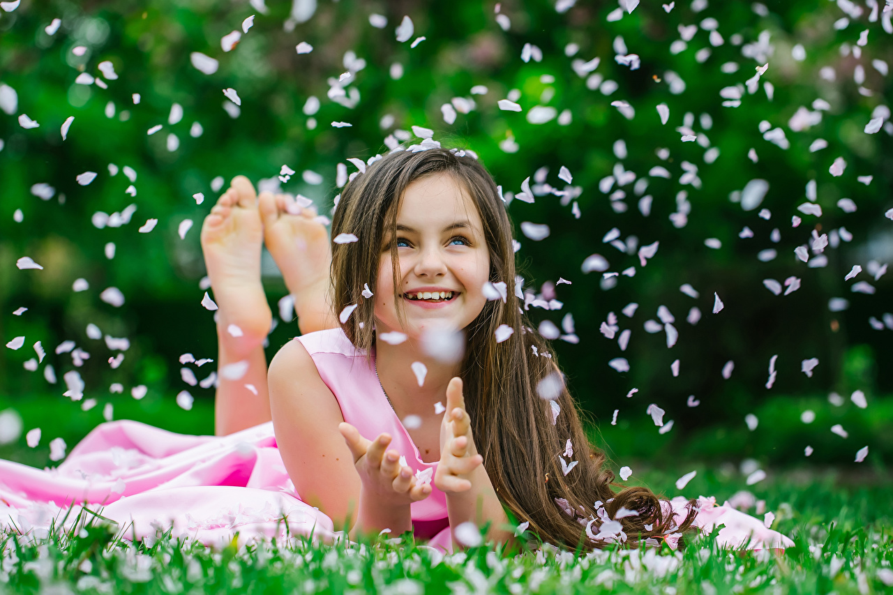 Smile Cute Happy Girl - 1280x853 Wallpaper Smile Cute Happy Girl - 1280x853 Wallpaper