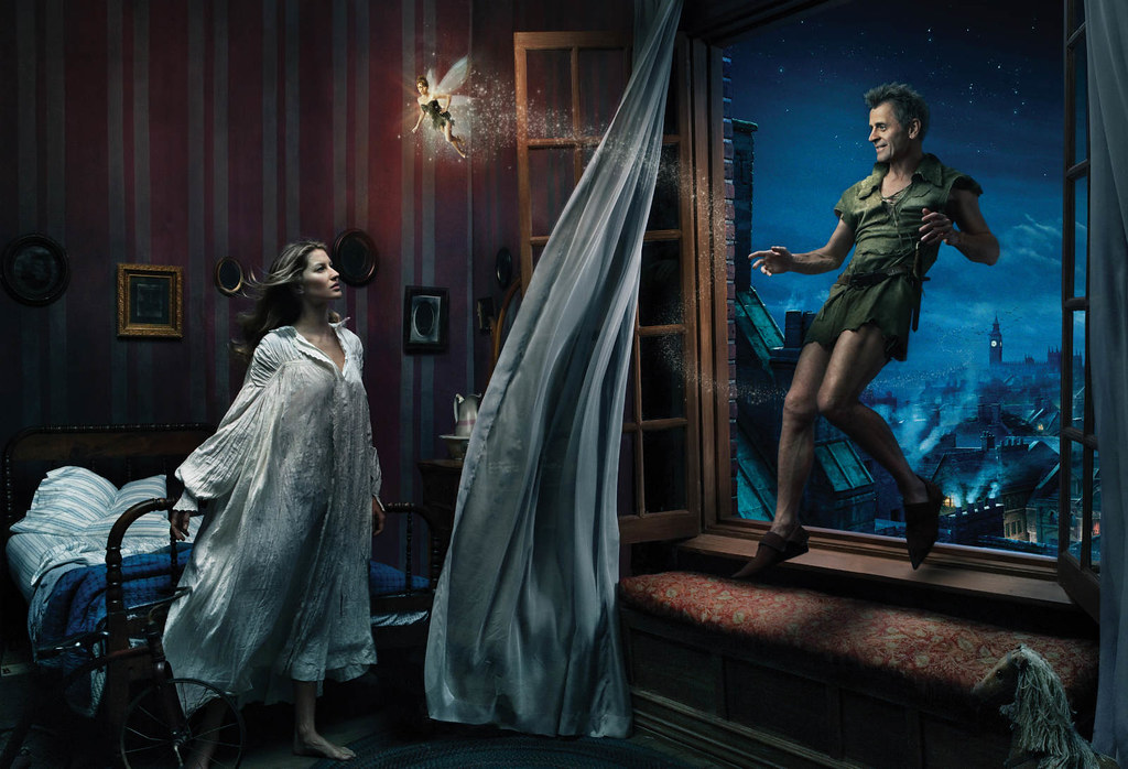 Peter Pan Annie Leibovitz Disney - HD Wallpaper 