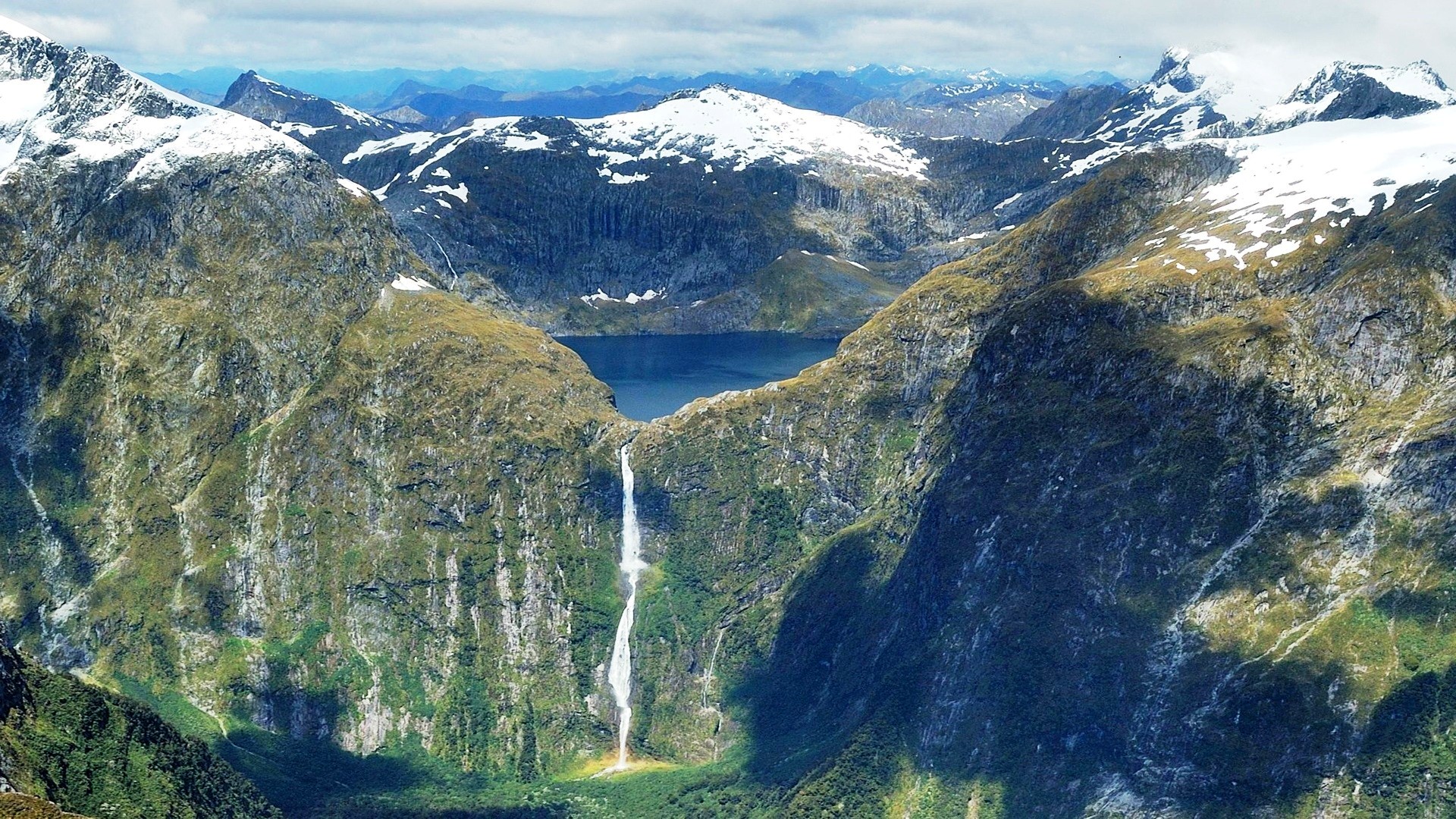 Sutherland Waterfall In New Zealand - Sutherland Waterfall New Zealand - HD Wallpaper 