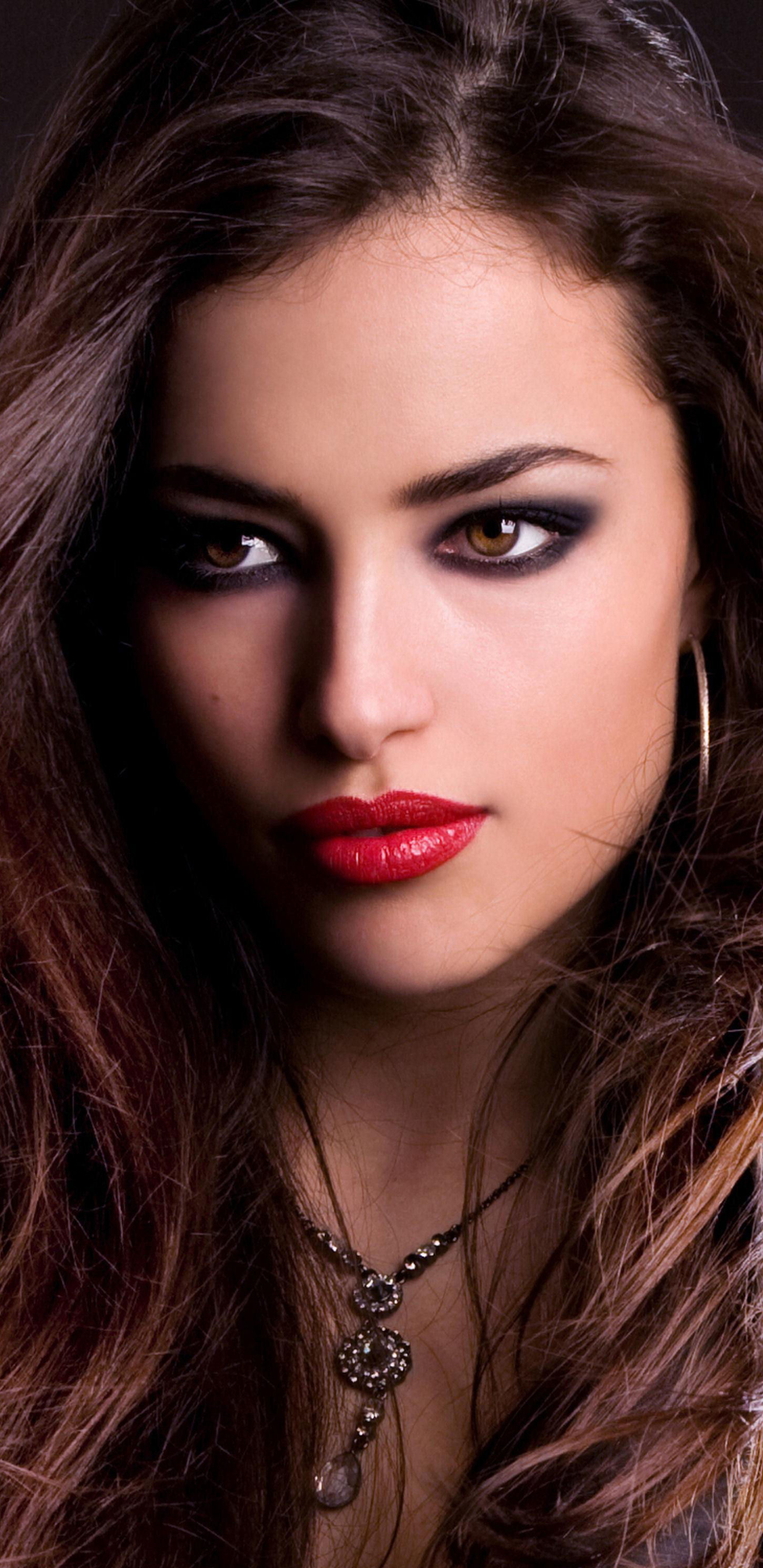 Bueutiful Brown Eues Women - HD Wallpaper 