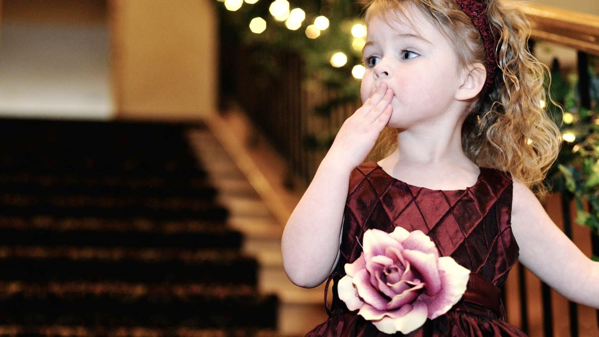 Www - Hdfinewallpapers - Com - Cute Little Girl Hd - HD Wallpaper 