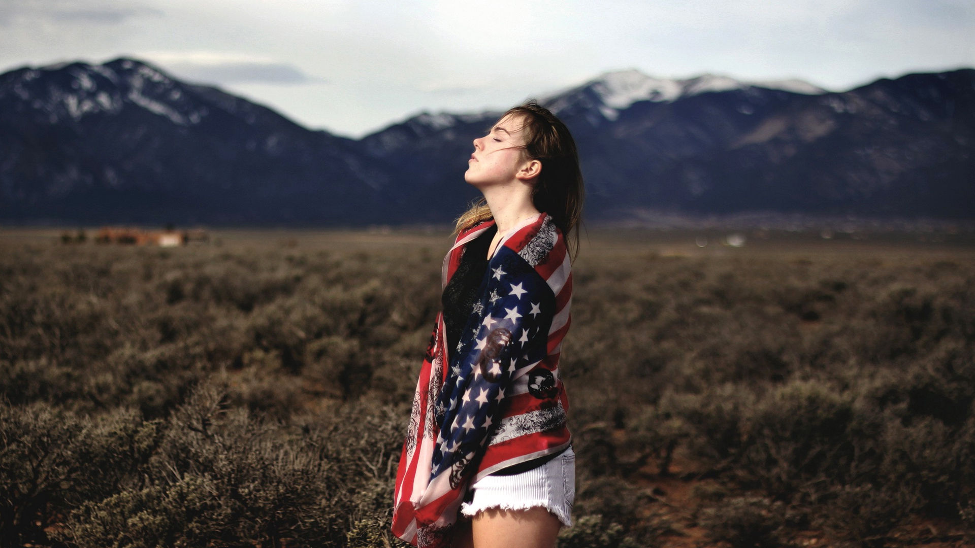Girl Wear American Flag Hd Desktop Wallpaper - American Girls Wallpaper Hd - HD Wallpaper 