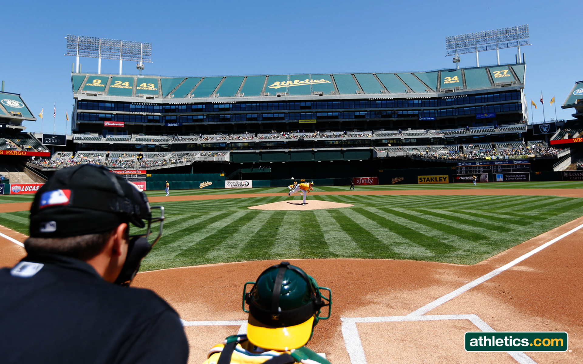 Mcafee Coliseum - HD Wallpaper 